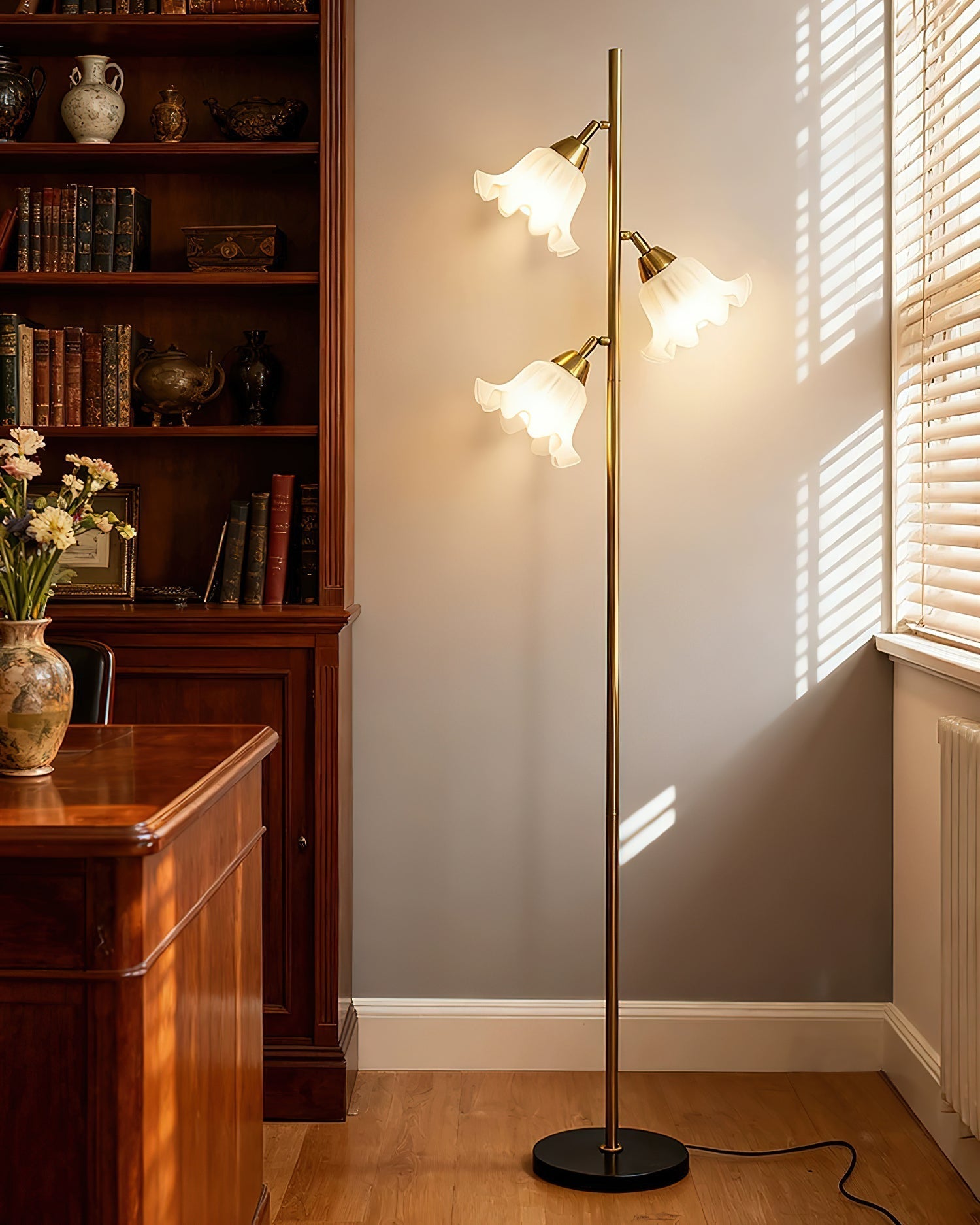 Lysandra Floor Lamp