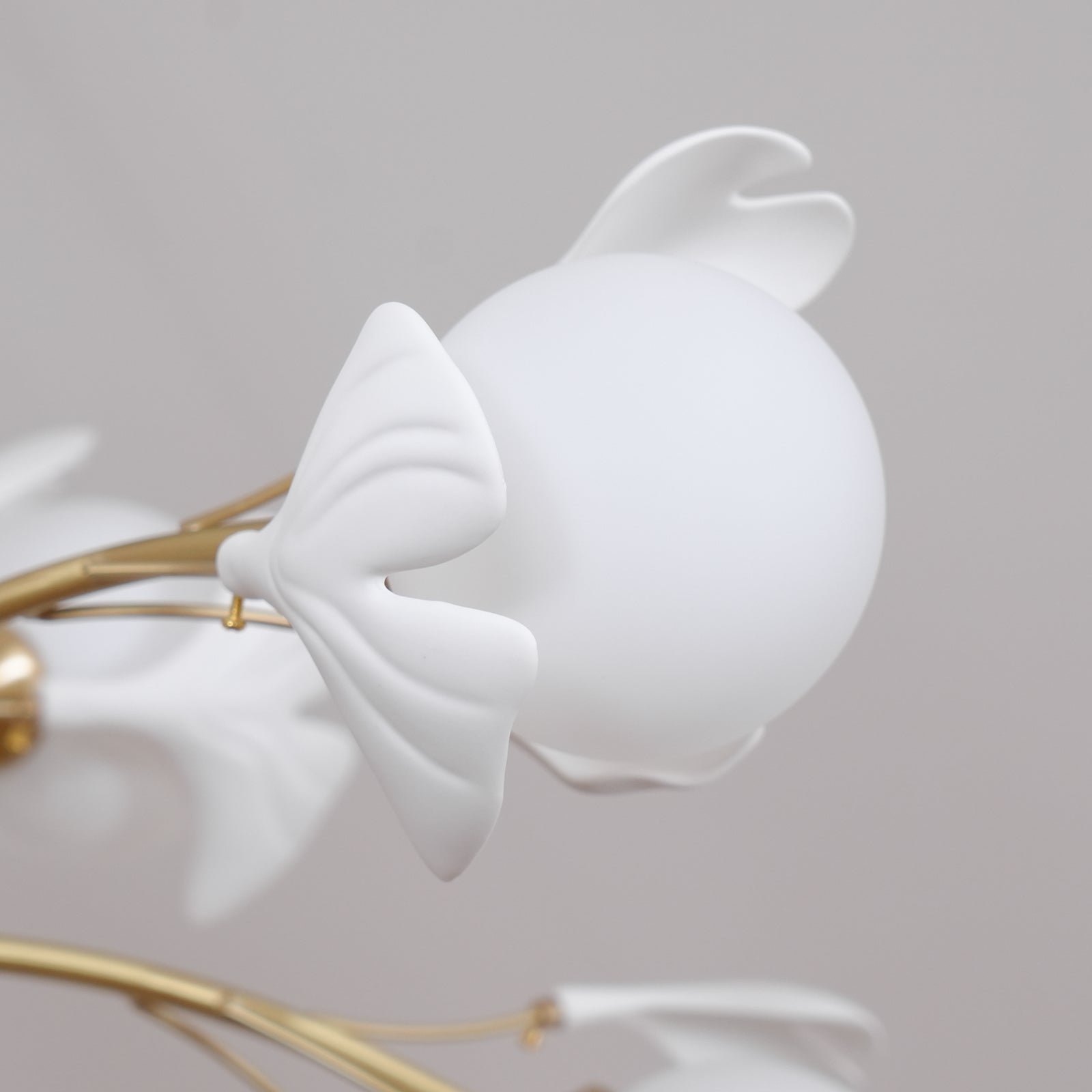 Ginkgo Leaf Chandelier with Frosted Glass Globes
