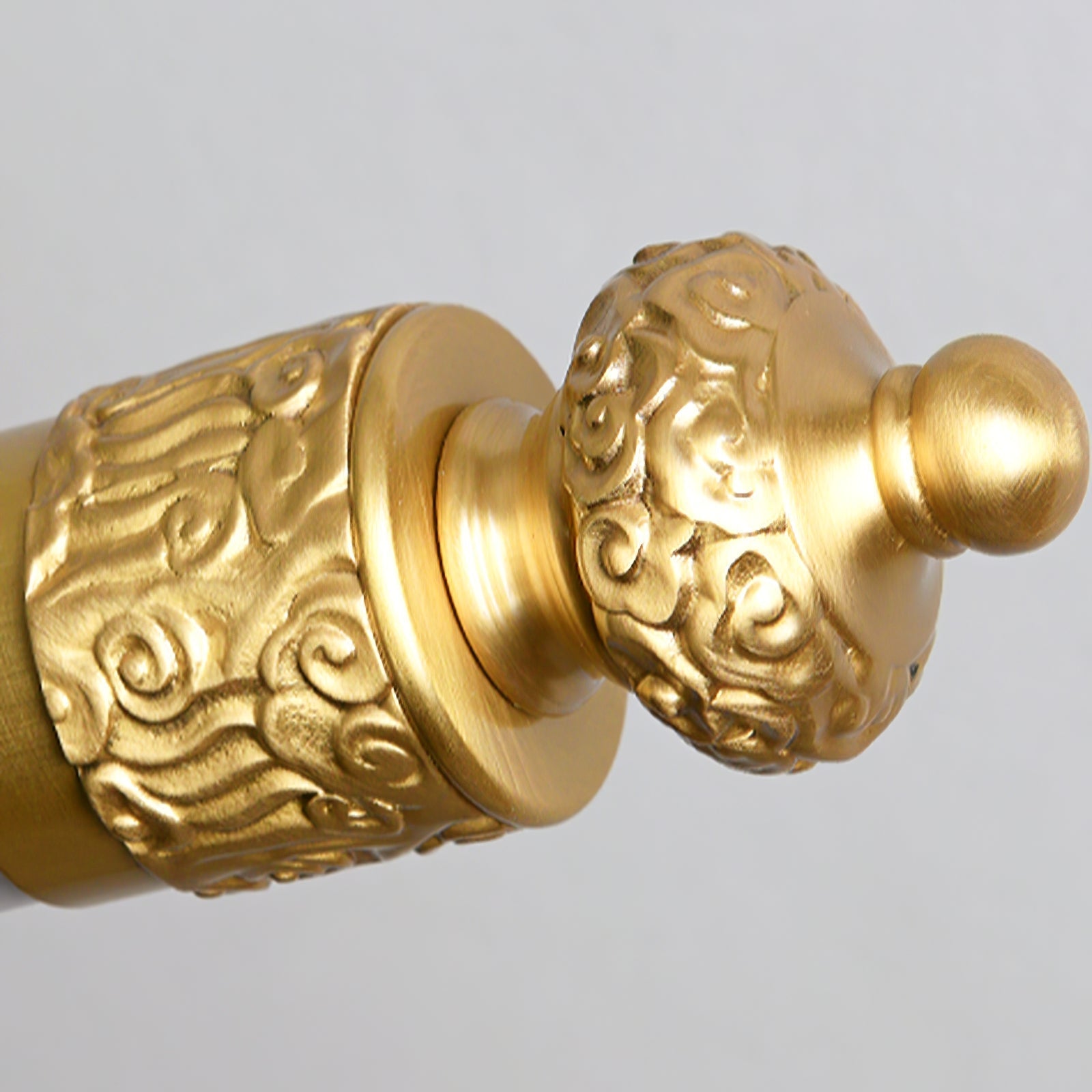 Cloren Premium Nordic Art Vanity Brass Wall Light-Neutral Decor