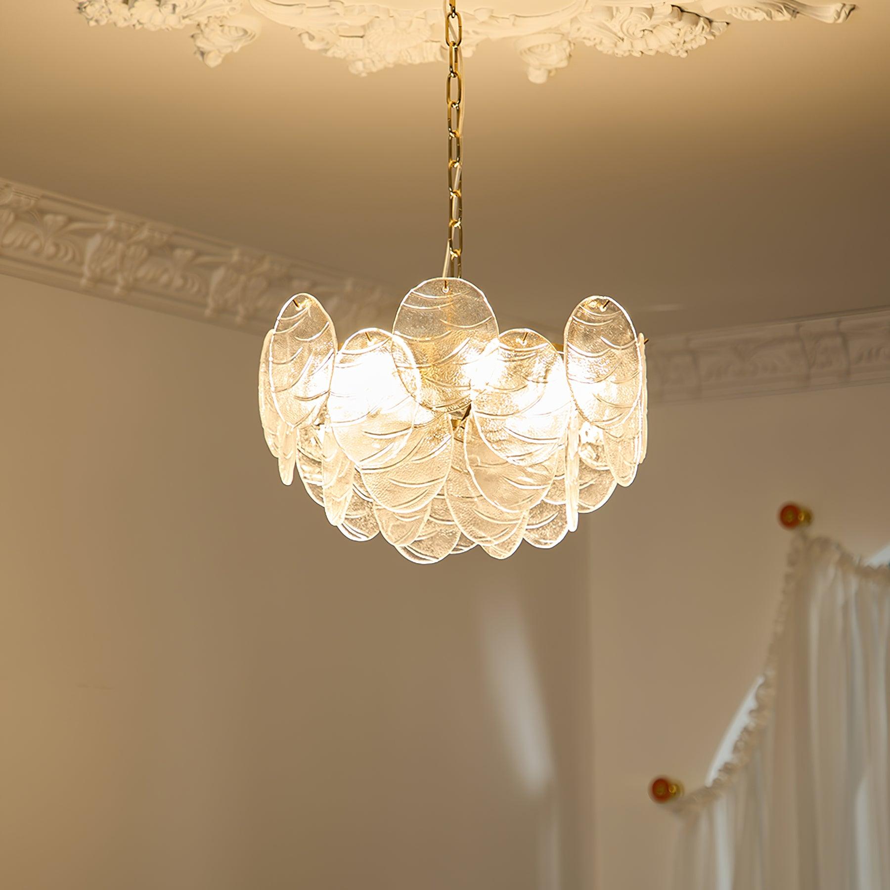 Leaf Vintage Glass Chandelier-Neutral Decor