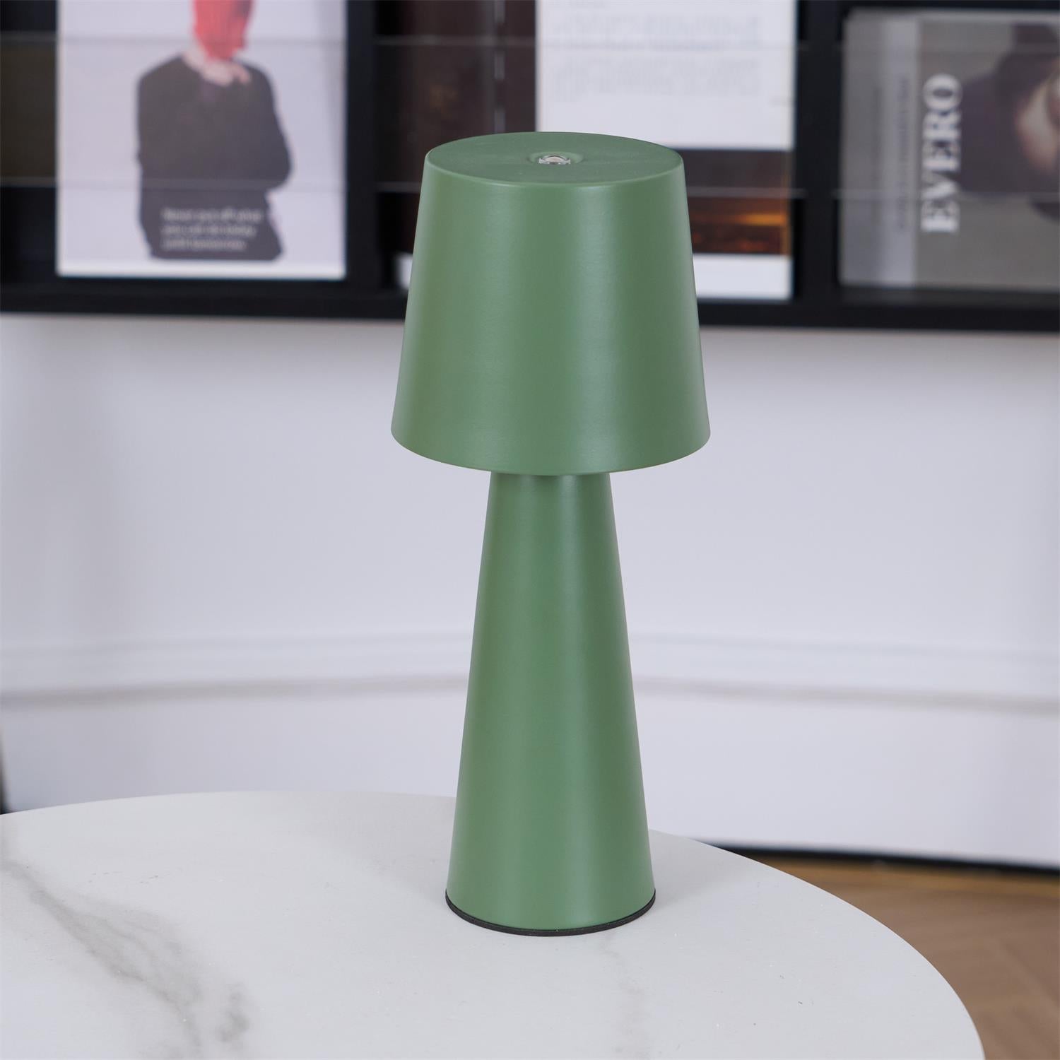 Cloey Table Lamp