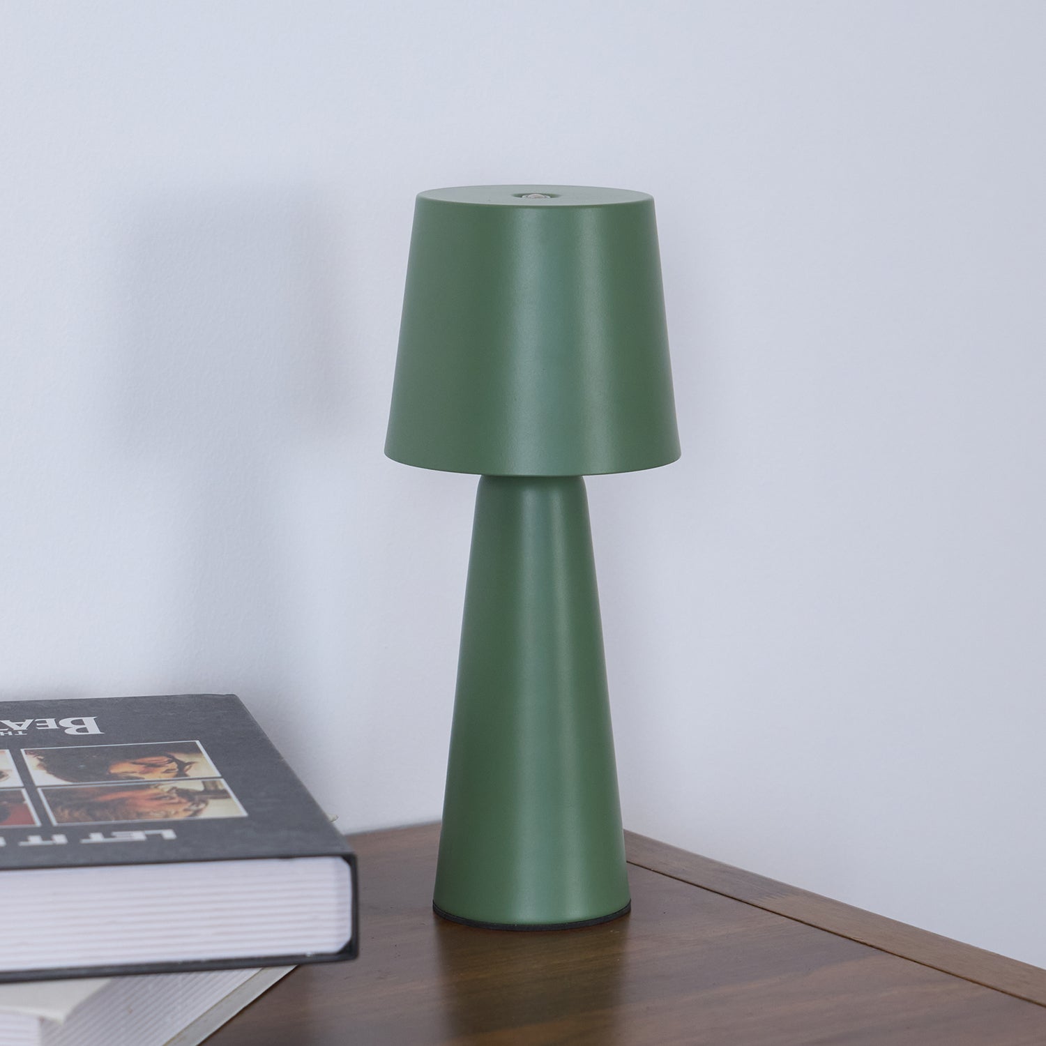 Cloey Table Lamp