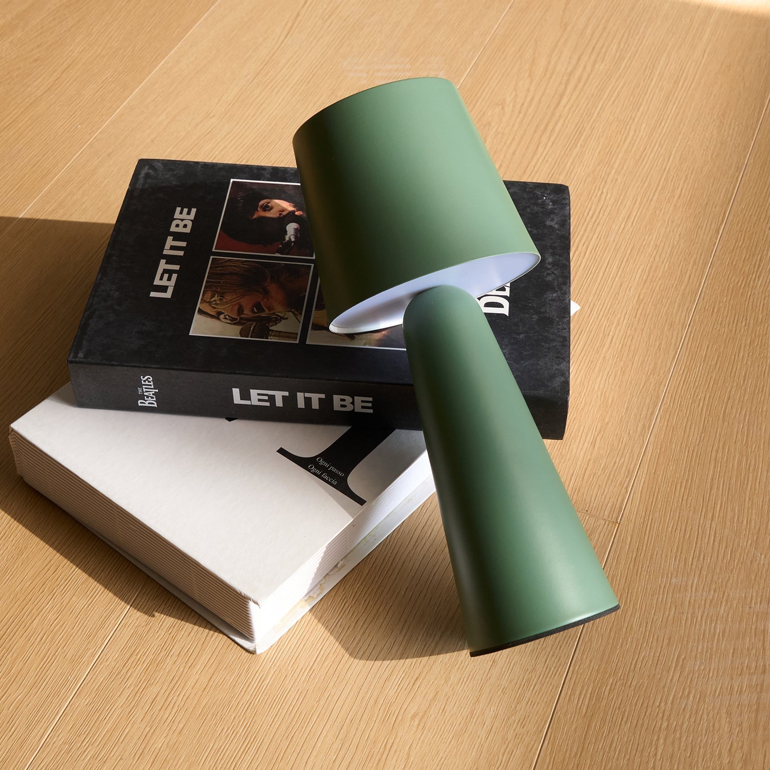 Cloey Table Lamp