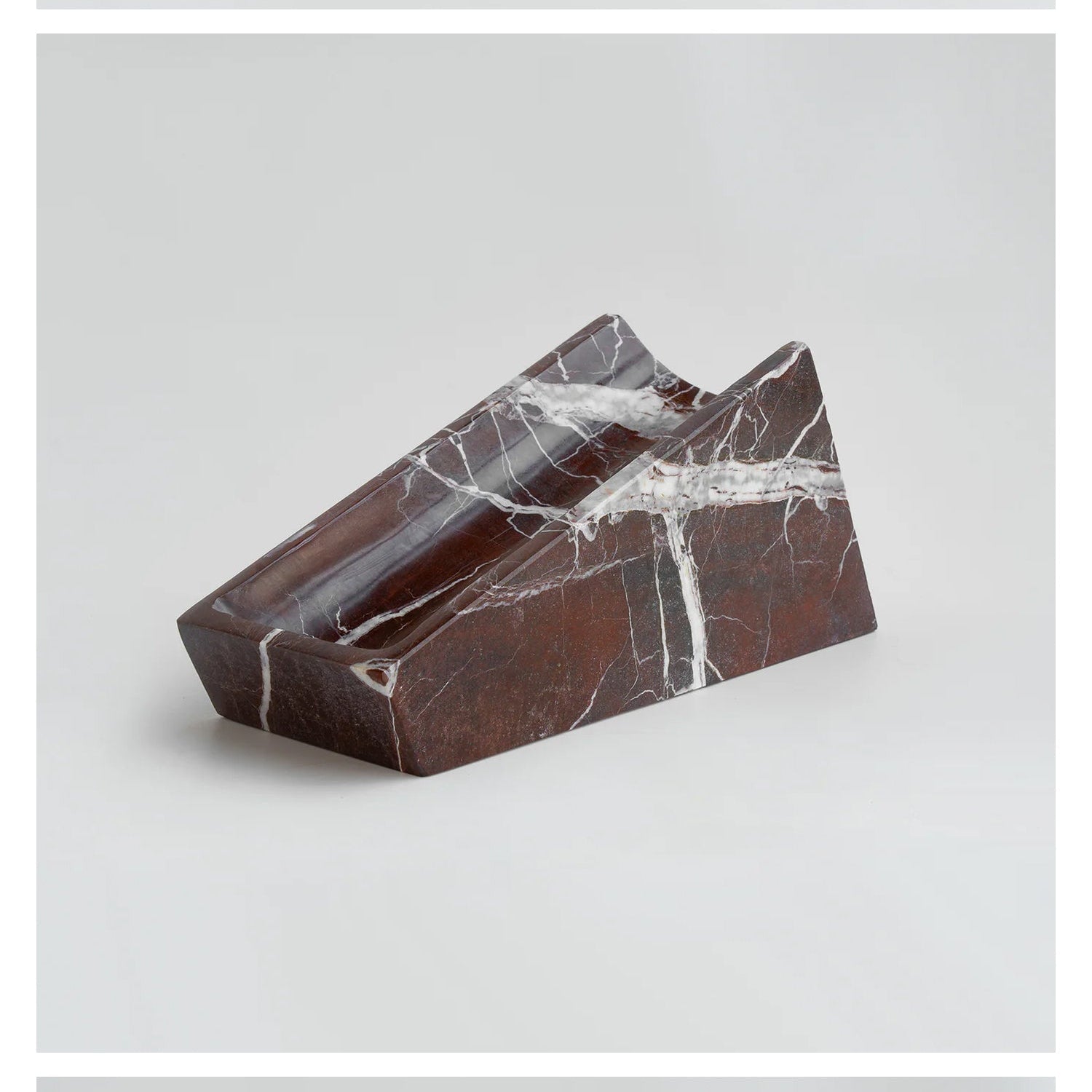 Vino Cantilever Marble Stand-Neutral Decor