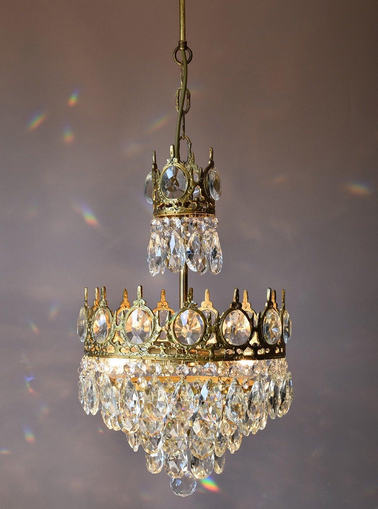 Vintage Crystal Chandelier-Neutral Decor