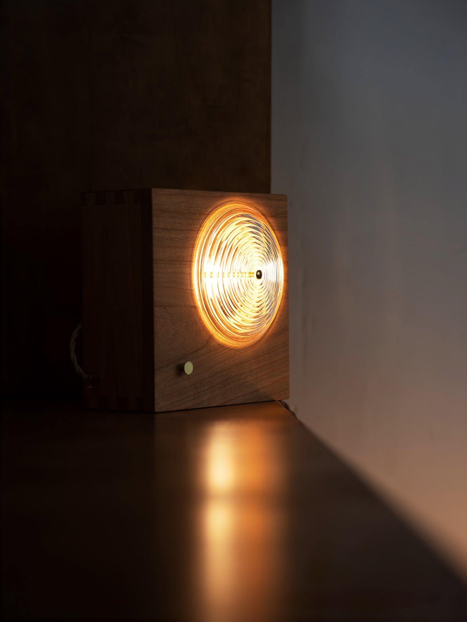 Echo Fashion Glass Wall Lamp-Neutral Decor