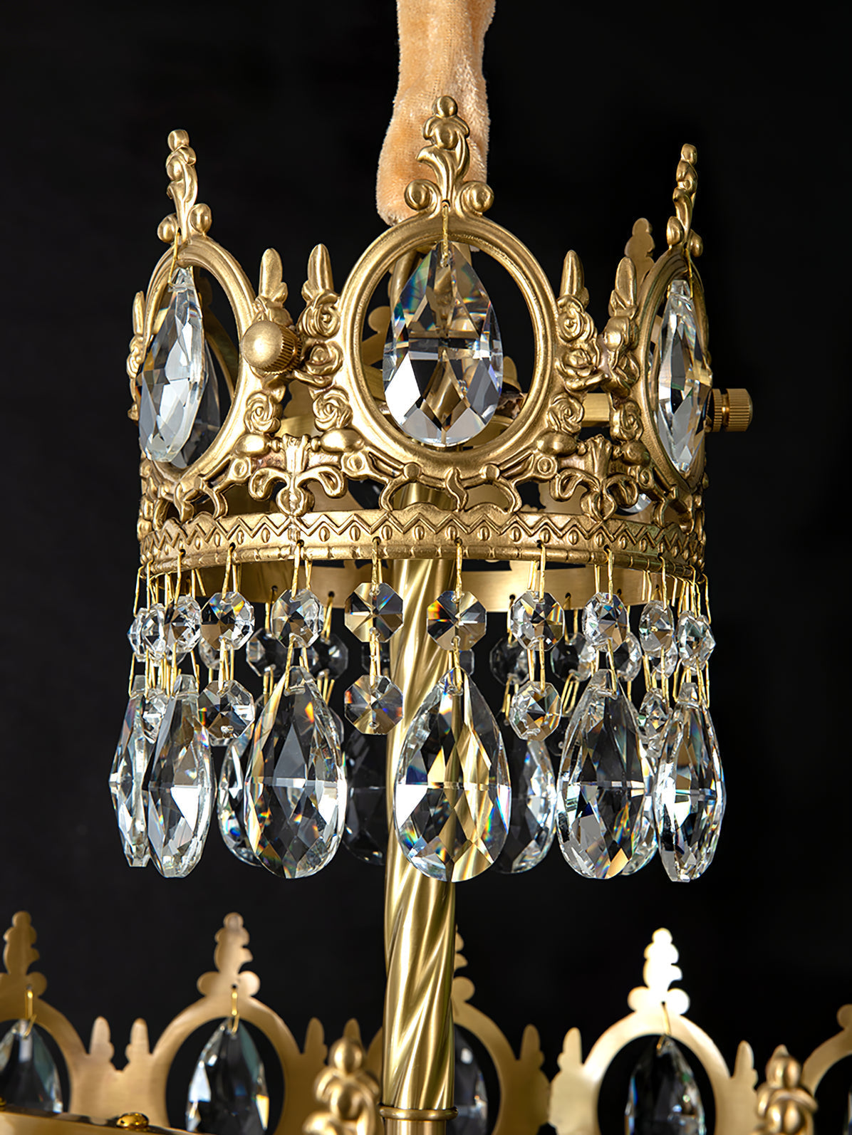 Kostix Pendant Lamp Vintage Crystal Droplets-Neutral Decor