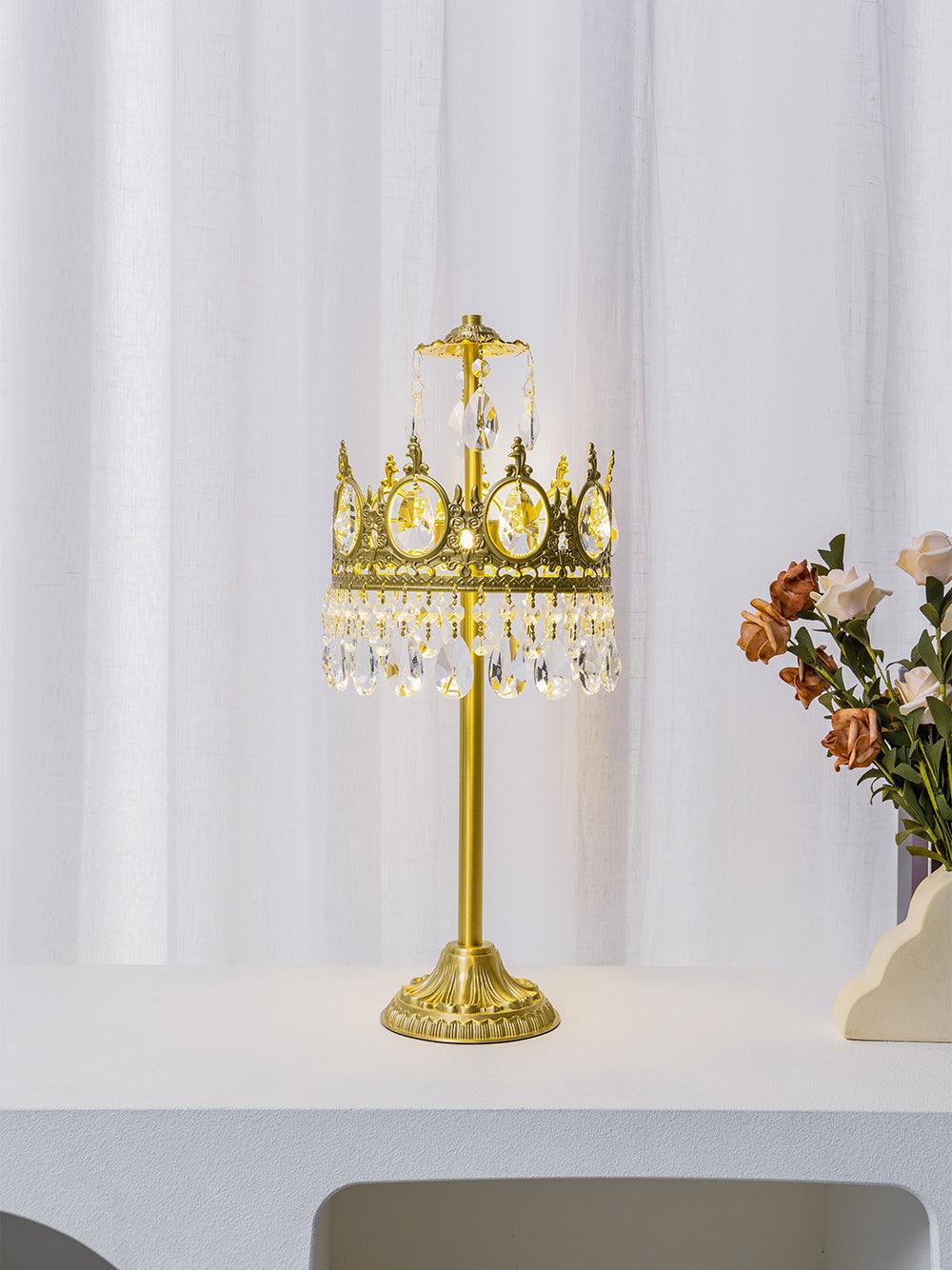 Glee Vintage Crystal Table Light-Neutral Decor