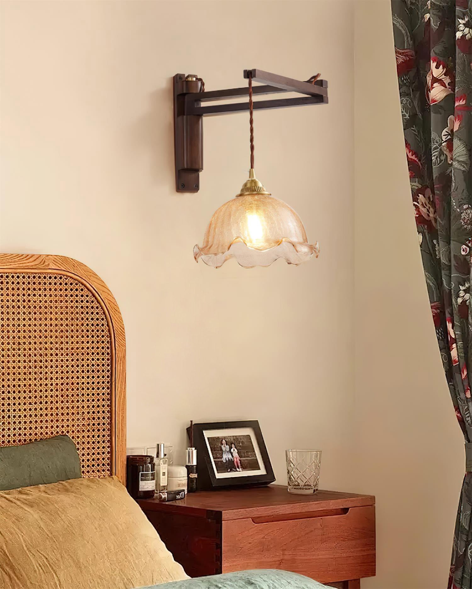 Geyla Rustic Wooden Wall Lamp