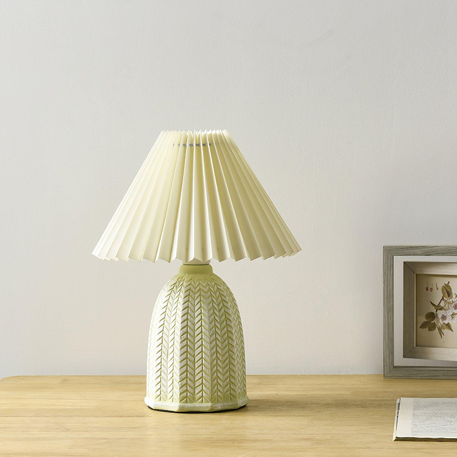 Xenlor Fabric Vintage Table Lamp-Neutral Decor
