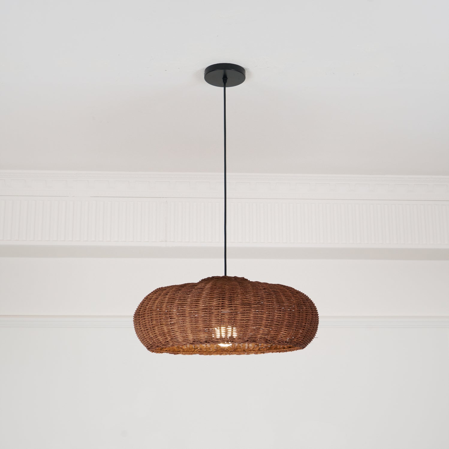 Socan Vintage Rattan Pendant Lamp-Neutral Decor