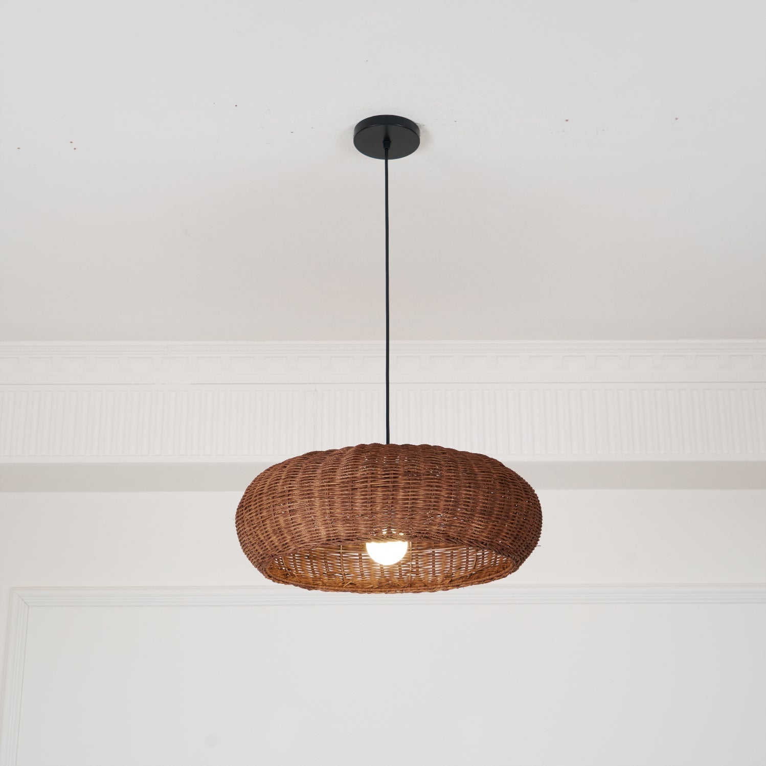 Socan Vintage Rattan Pendant Lamp-Neutral Decor