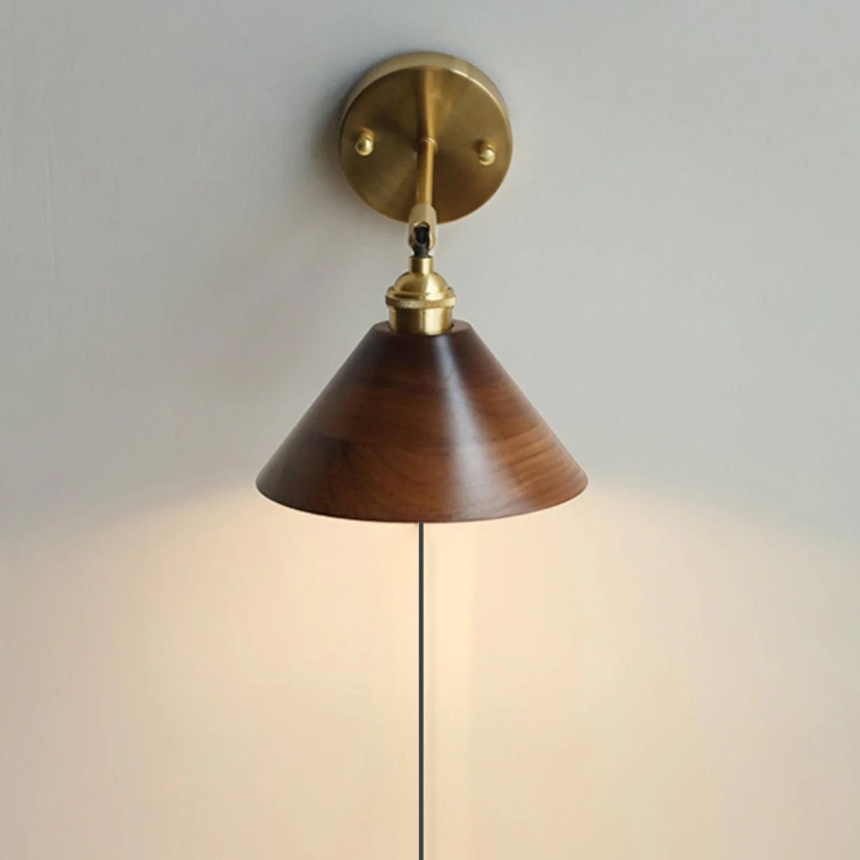 Alem Vintage Wood Wall Lamp-Neutral Decor