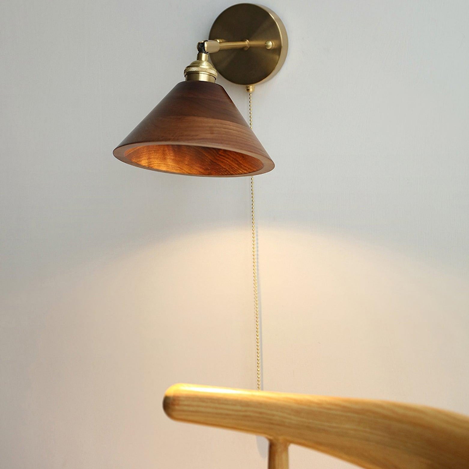 Eira Vintage Pull Chain Switch Wall Lamp - Neutralighting