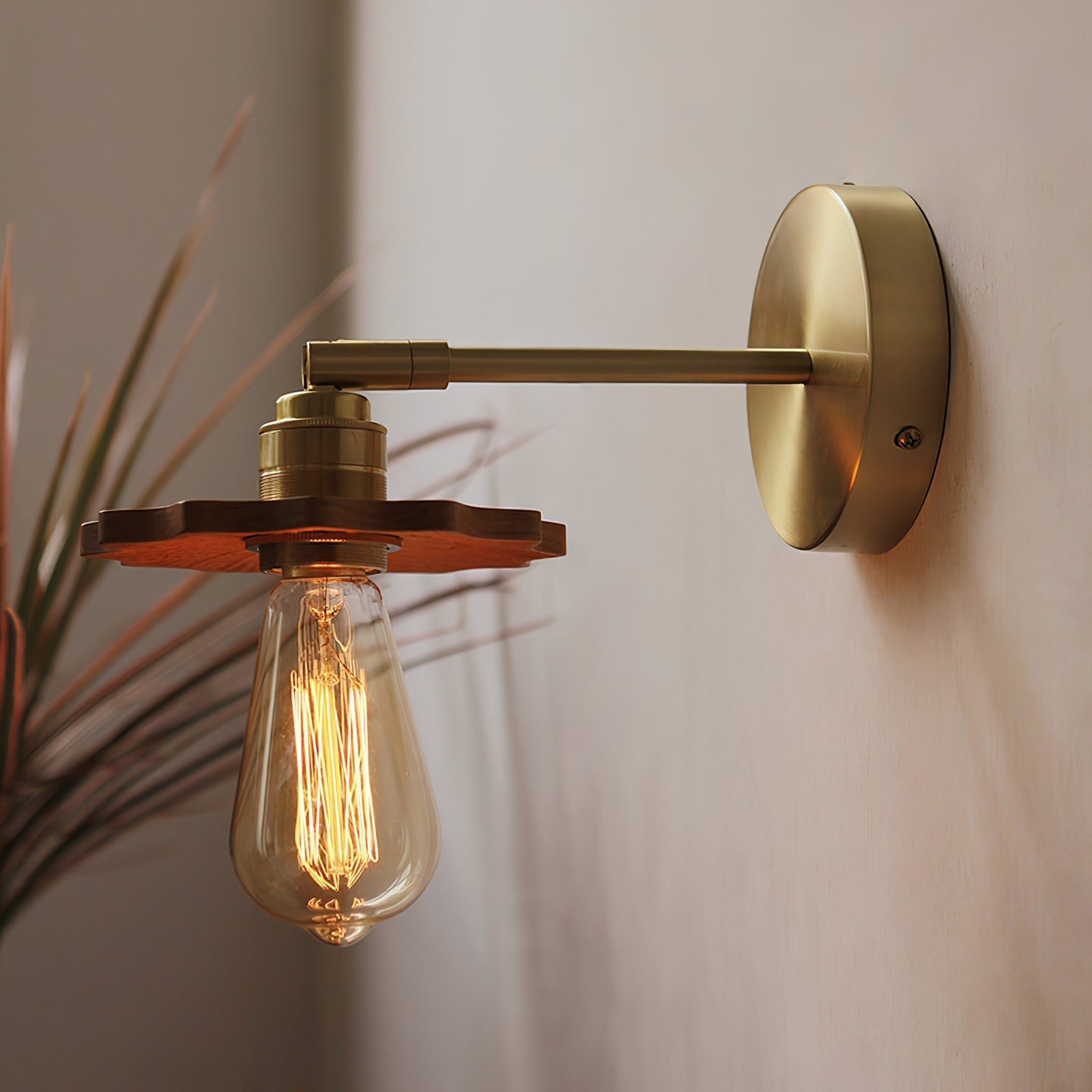 Rowan Wall Lamp