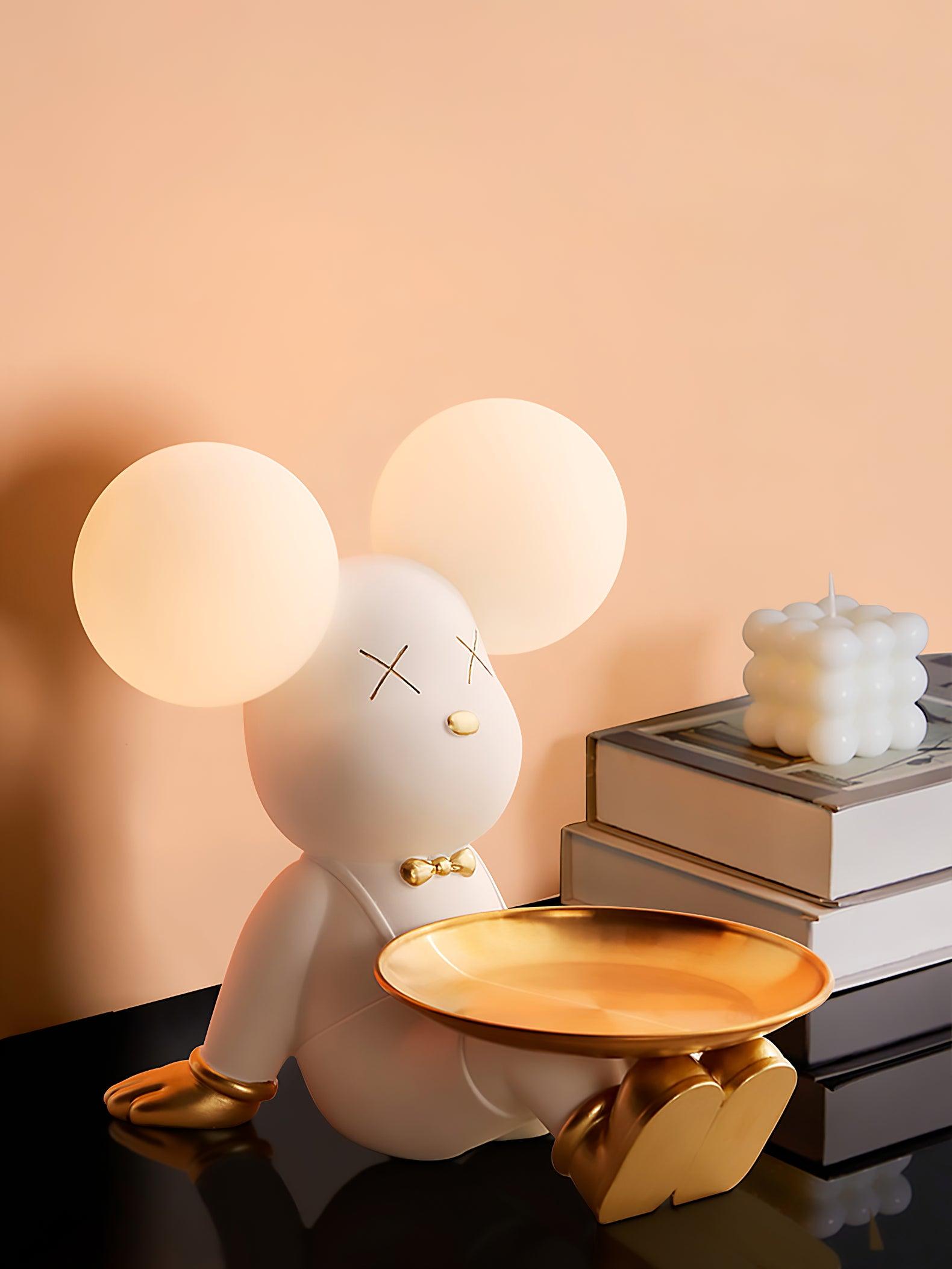 Wondel Resin Artistic Desk Lamp-Neutral Decor