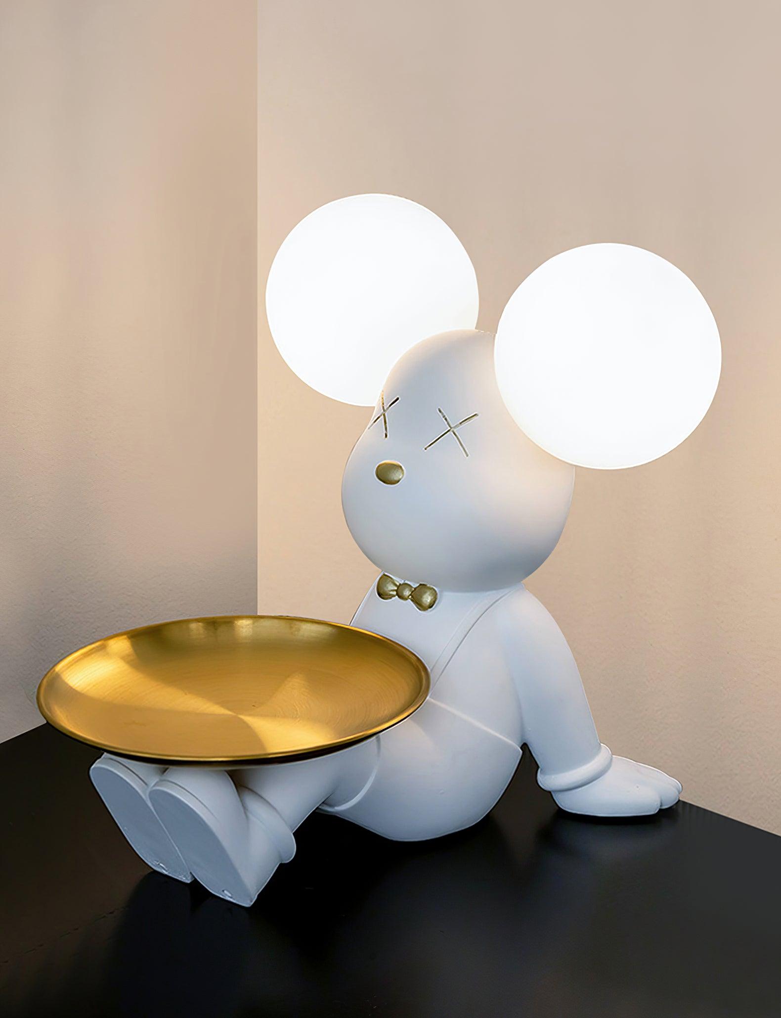 Wondel Resin Artistic Desk Lamp-Neutral Decor