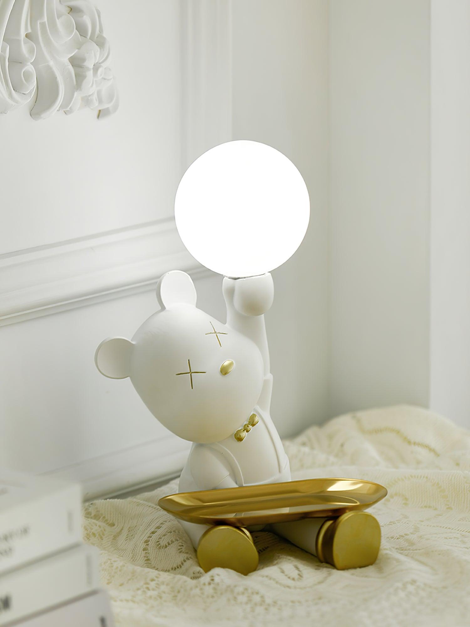 Wondel Resin Artistic Desk Lamp-Neutral Decor