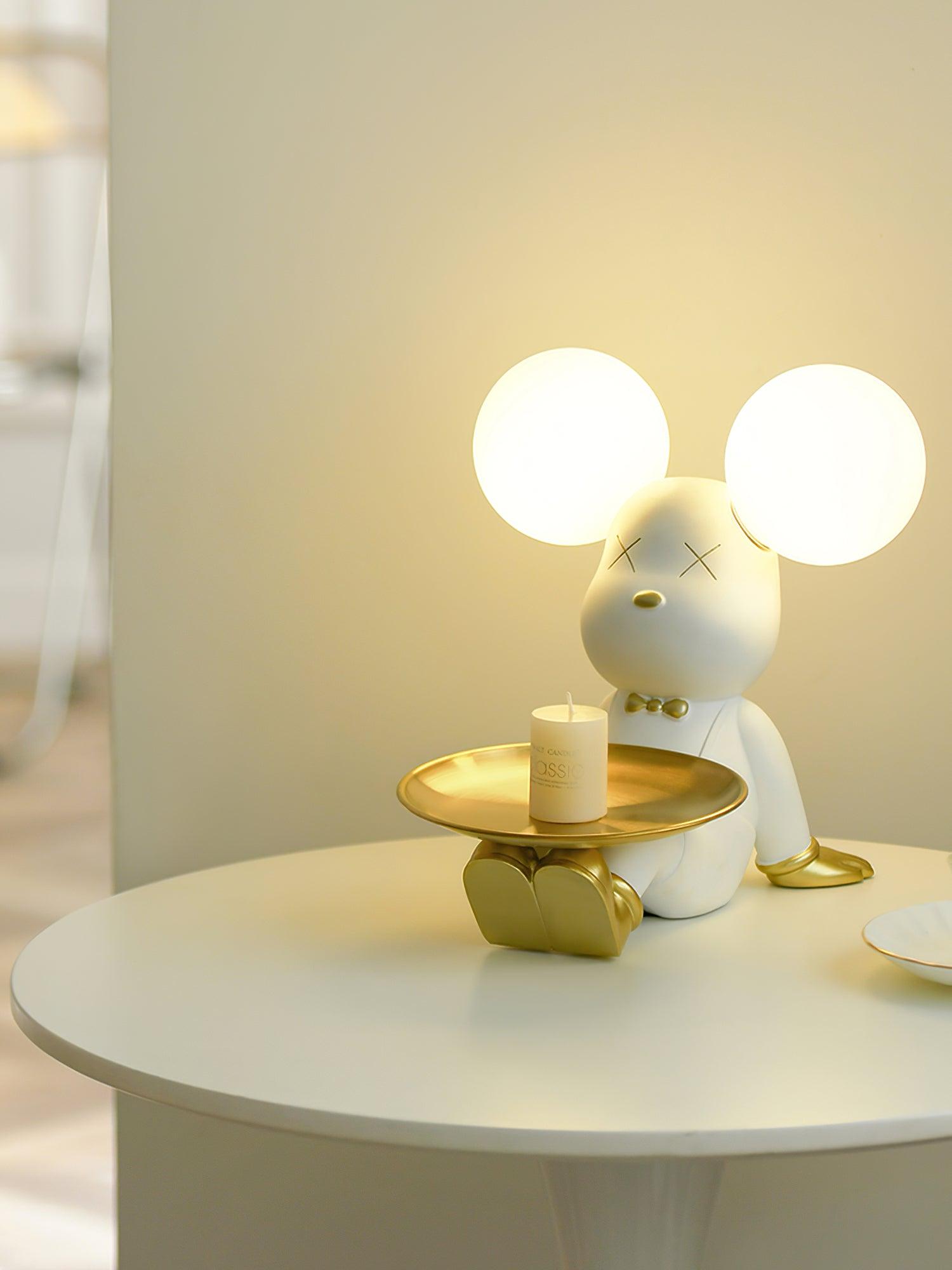 Wondel Resin Artistic Desk Lamp-Neutral Decor