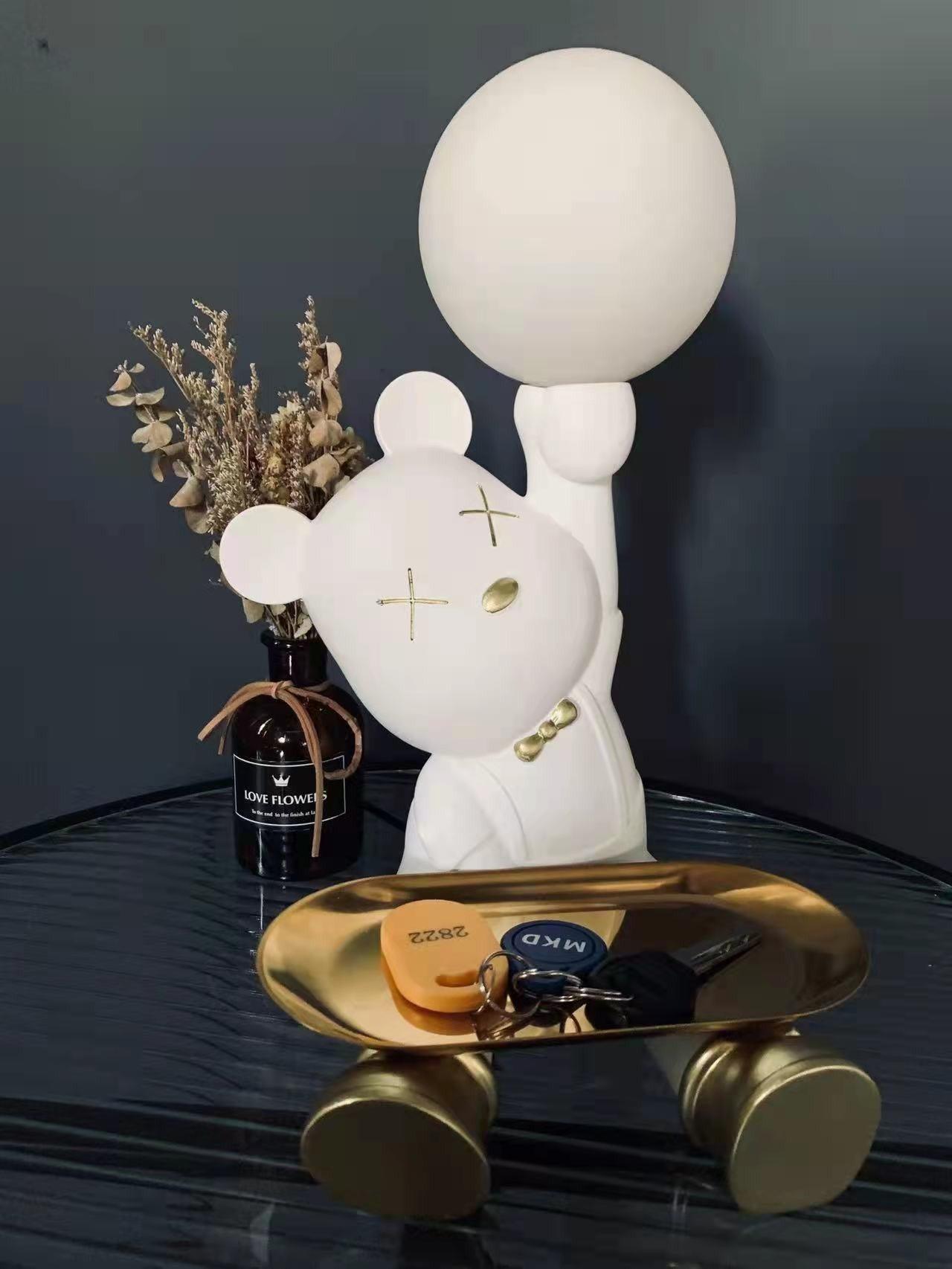 Wondel Resin Artistic Desk Lamp-Neutral Decor