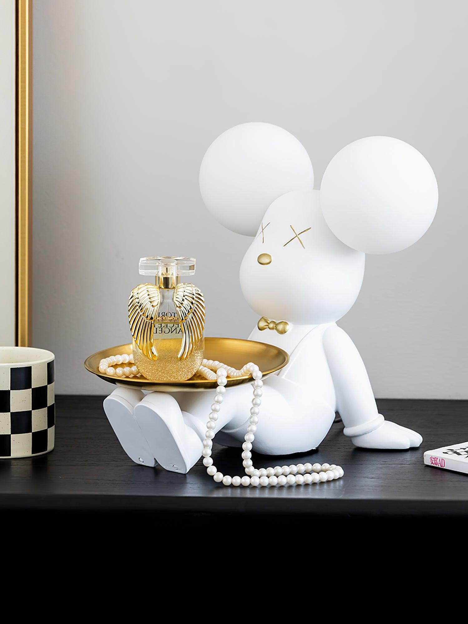 Wondel Resin Artistic Desk Lamp-Neutral Decor