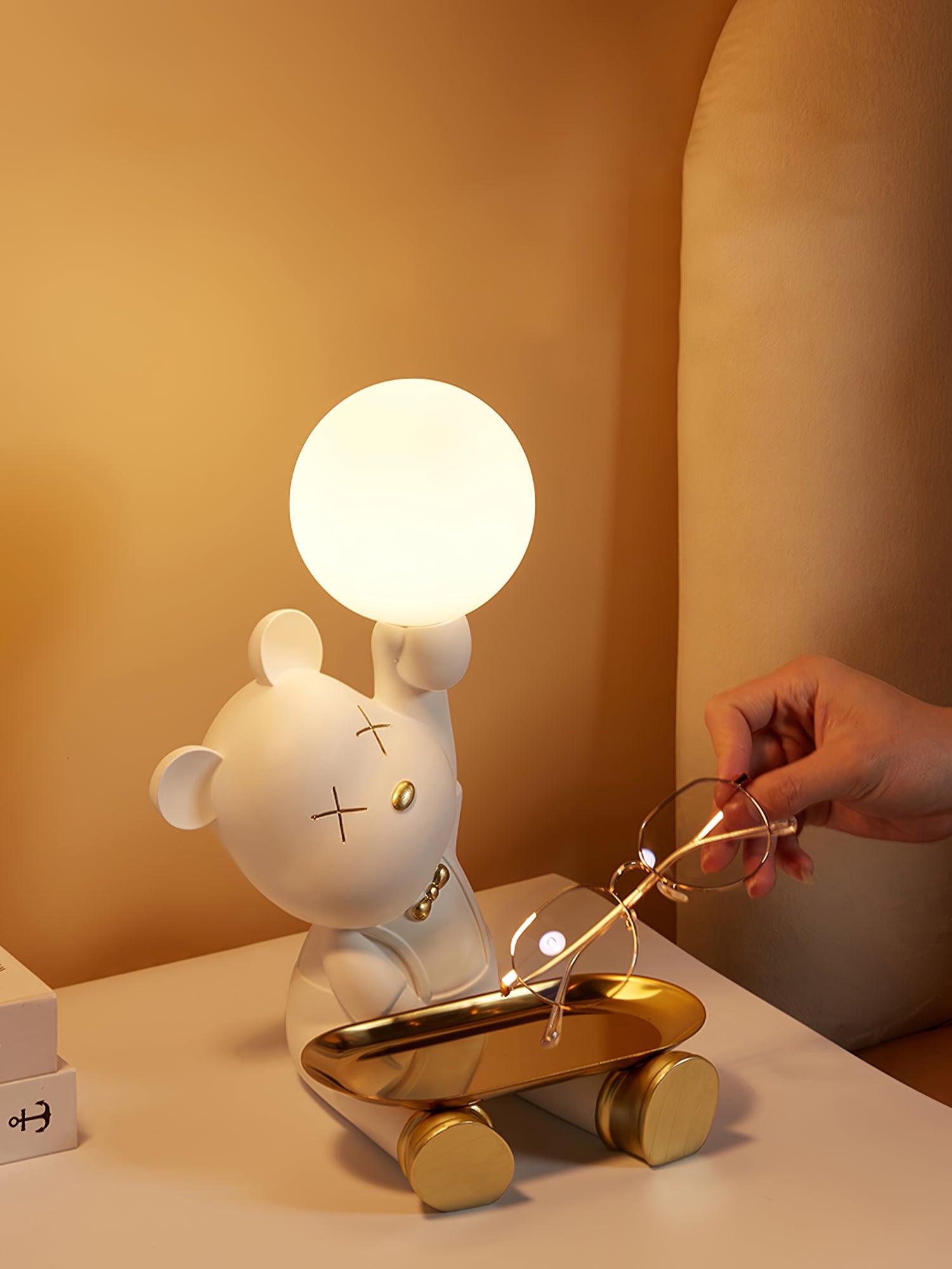 Wondel Resin Artistic Desk Lamp-Neutral Decor