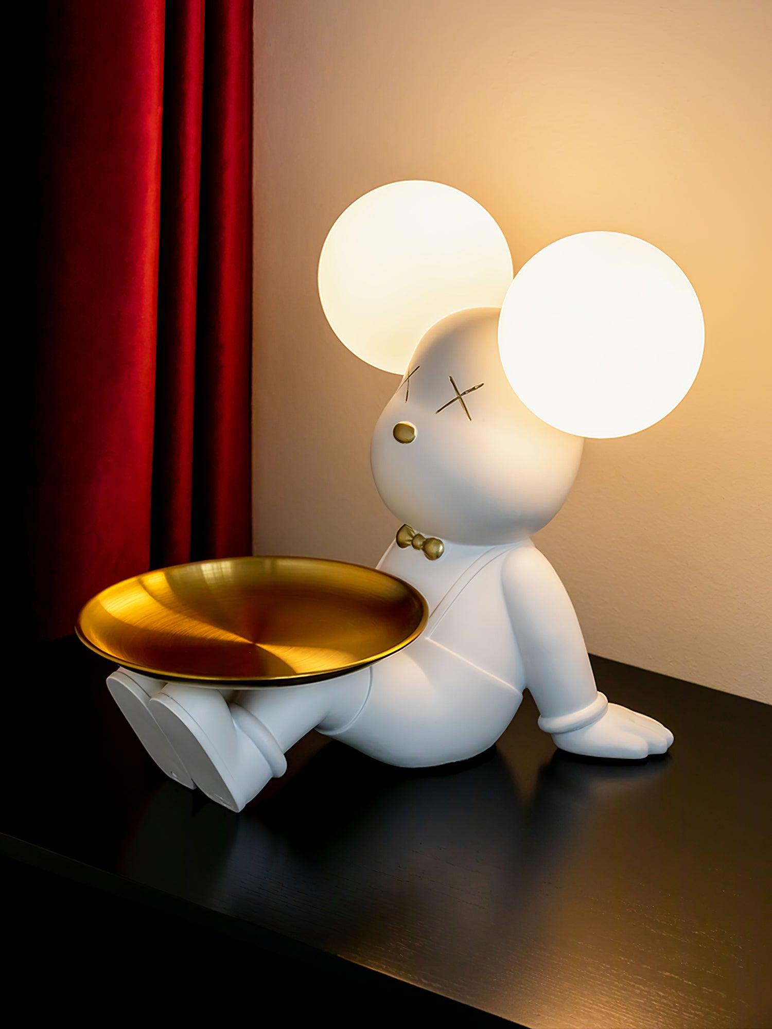 Wondel Resin Artistic Desk Lamp-Neutral Decor