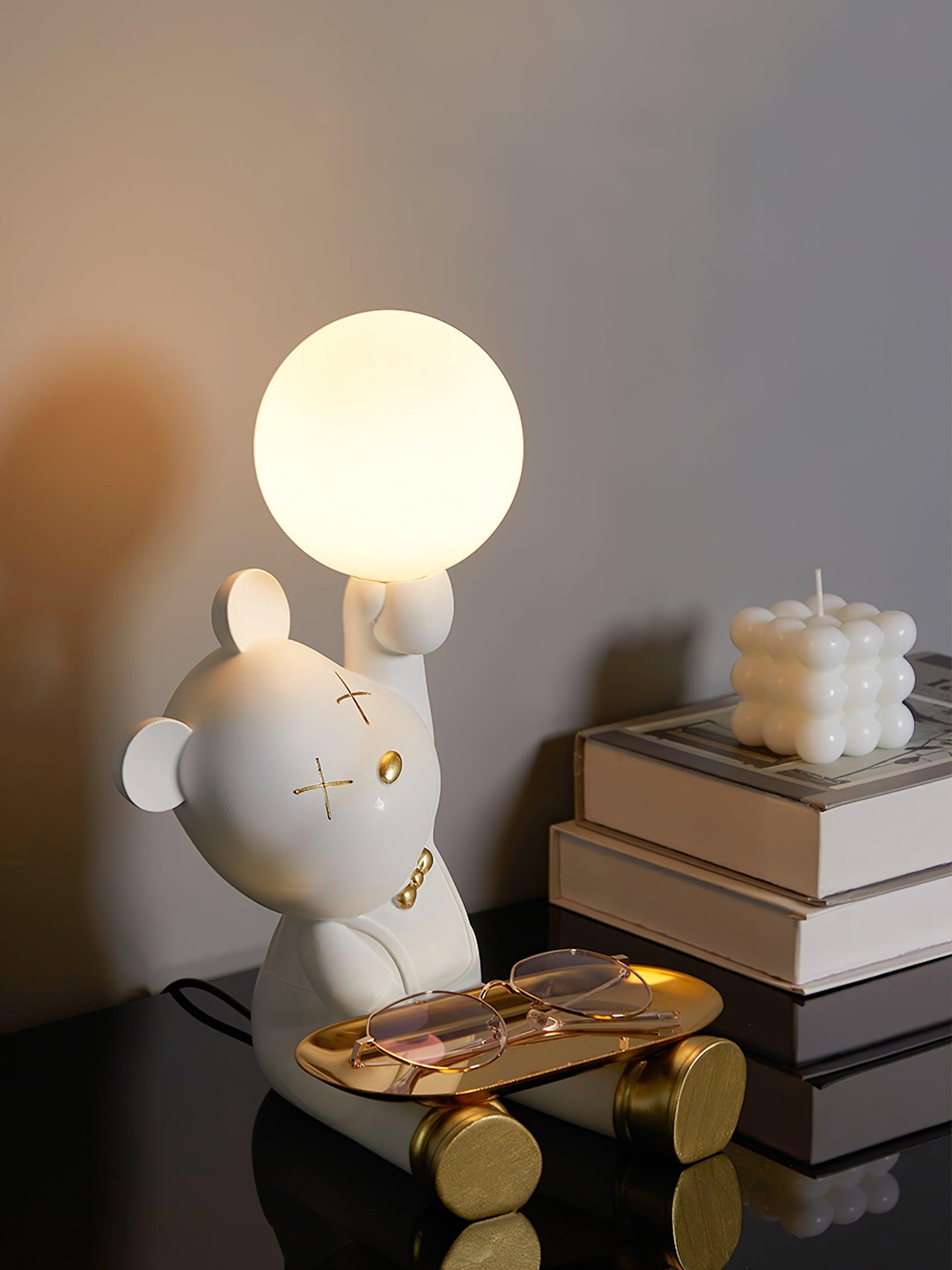 Wondel Resin Artistic Desk Lamp-Neutral Decor