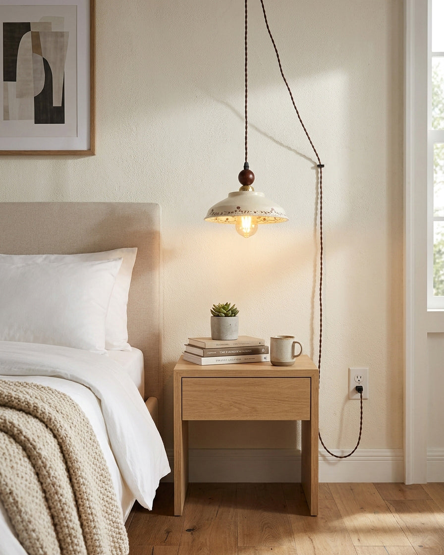 Liora endant Light