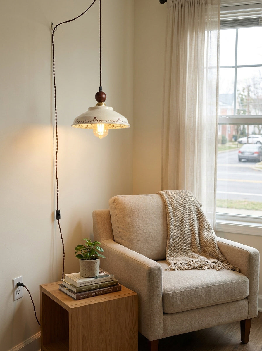 Liora endant Light