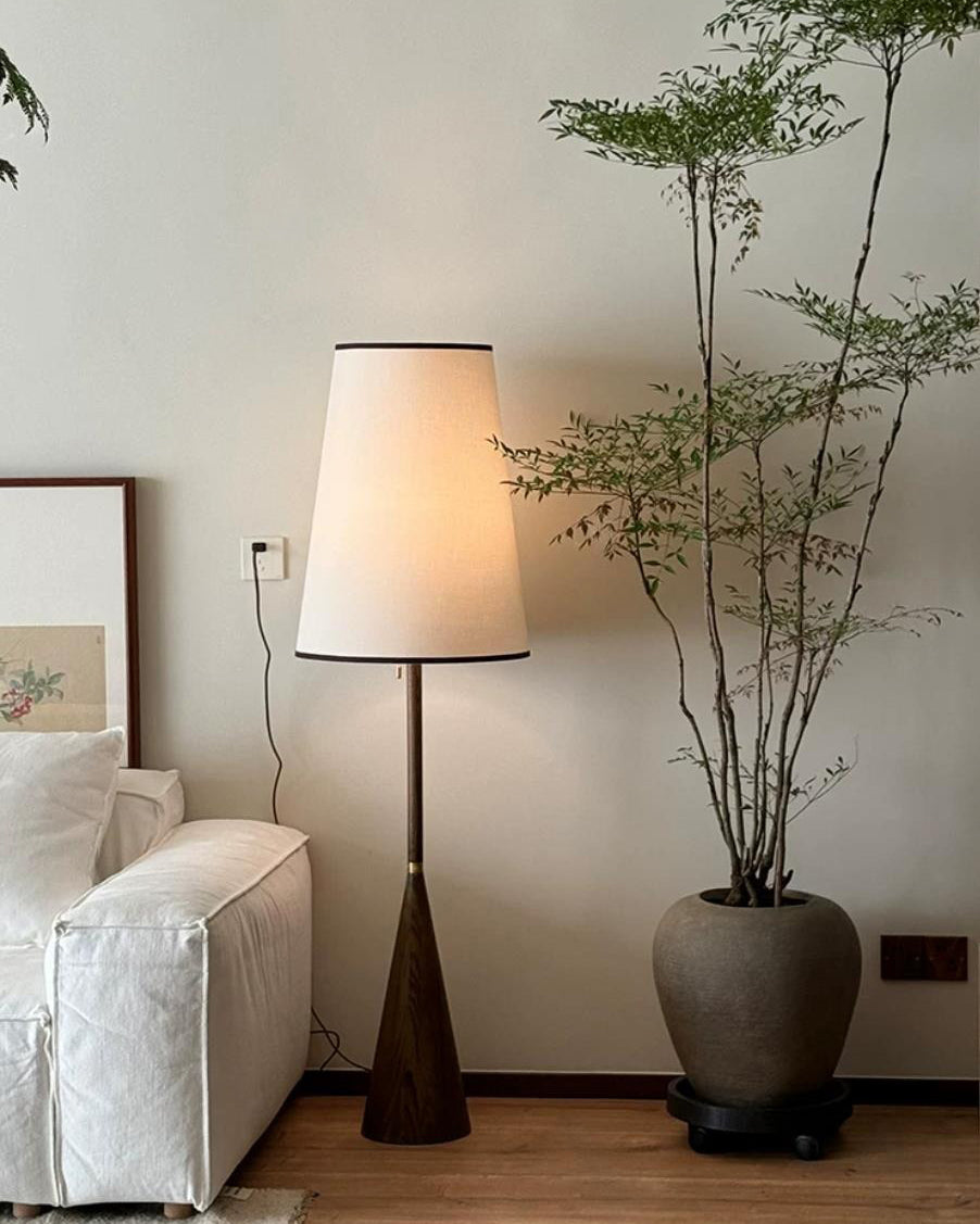 Bria Floor Light