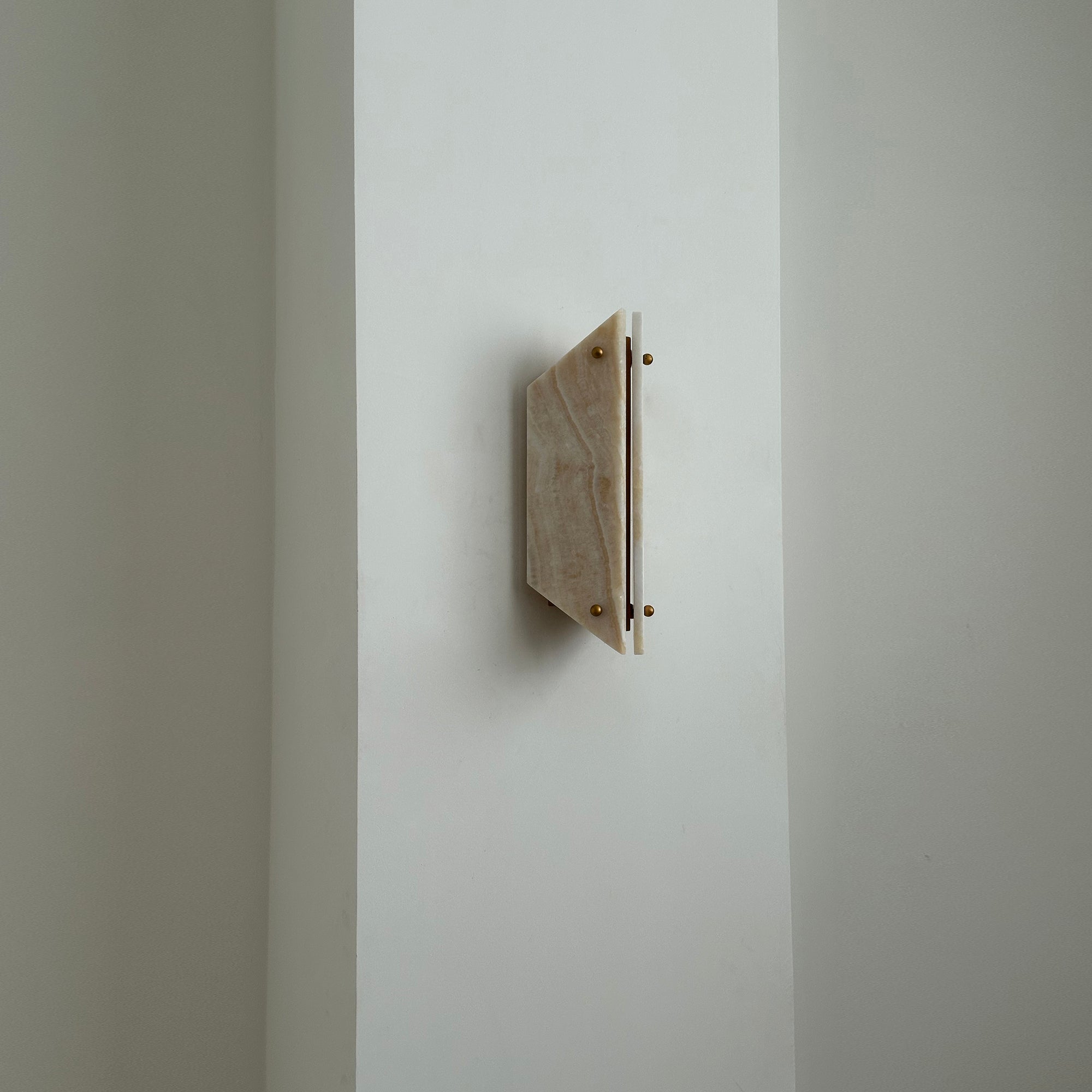Serena Wall Lamp
