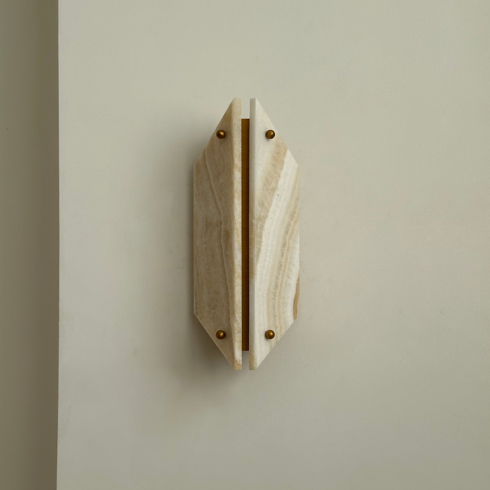Serena Wall Lamp