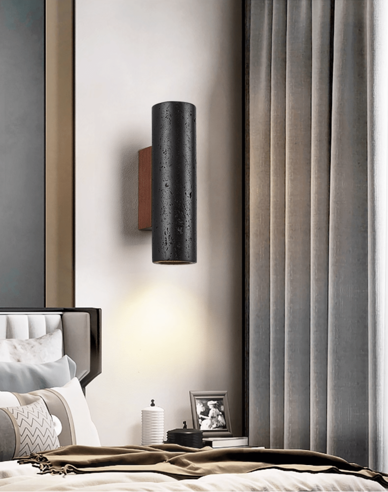 Lendis Noir Wall Sconce-Neutral Decor