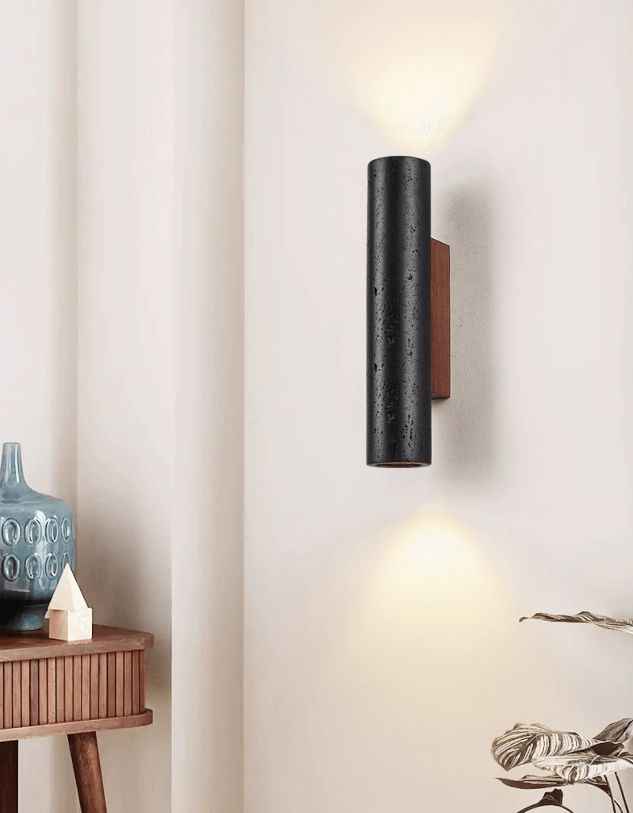 Lendis Noir Wall Sconce-Neutral Decor