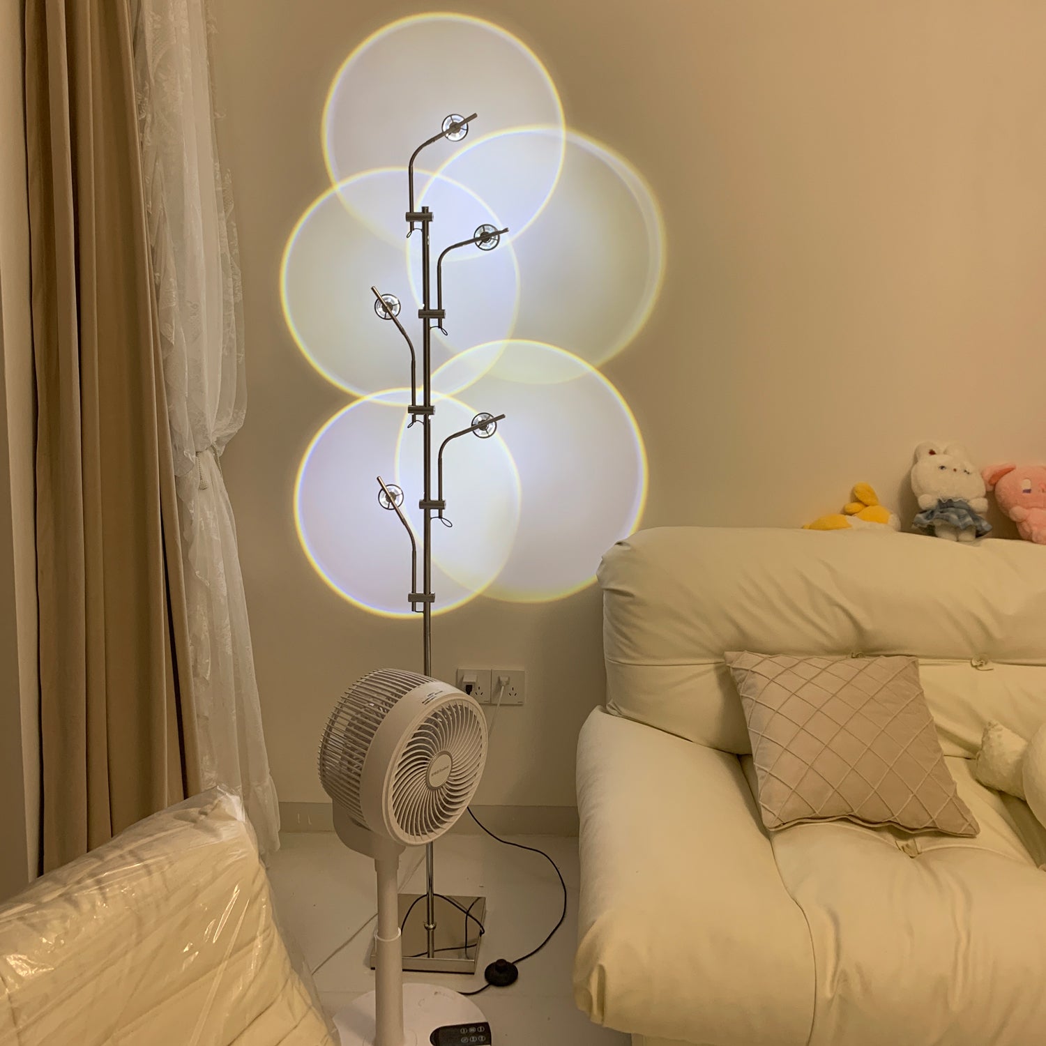 Receiv Steel Floor Lamp-Neutral Decor