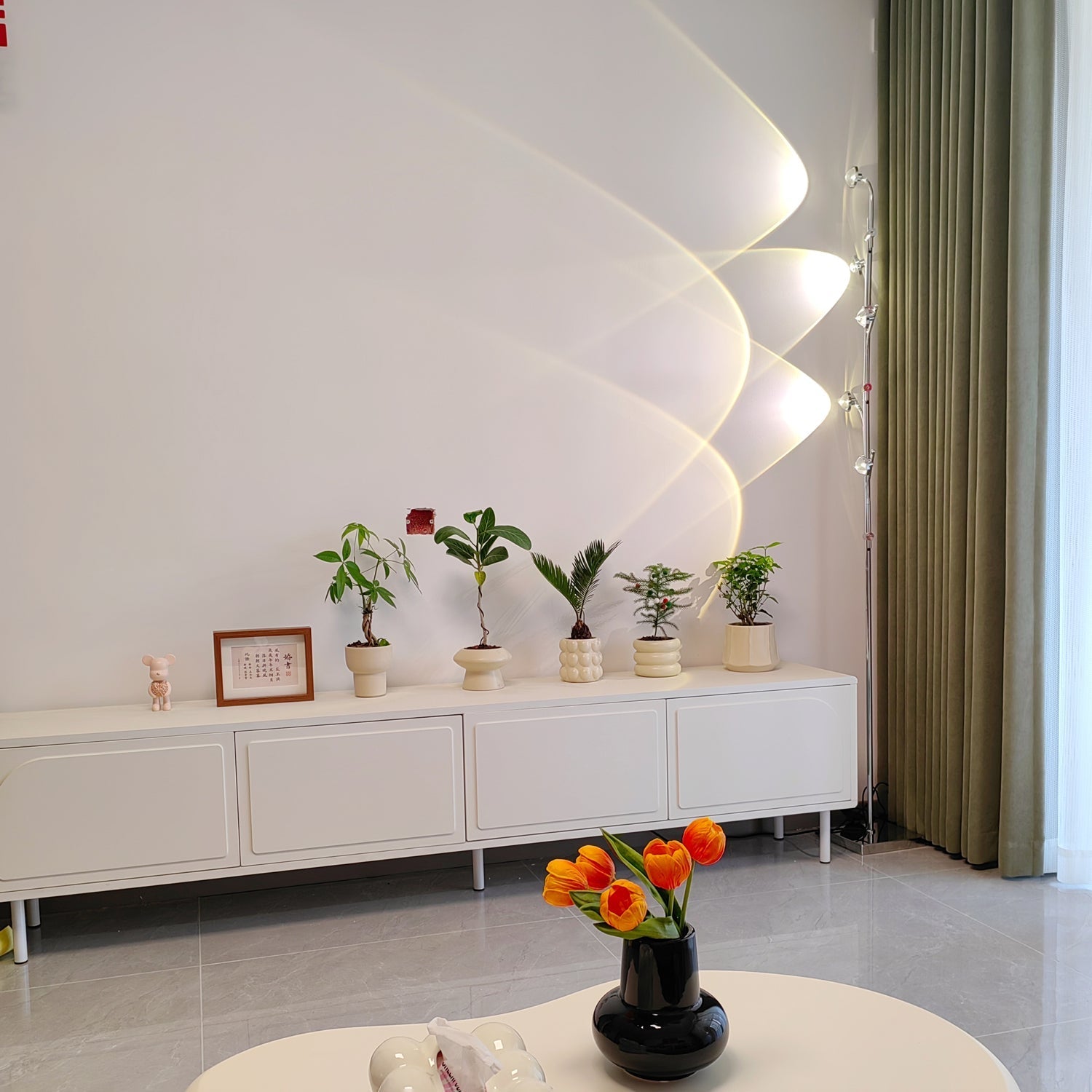 Receiv Steel Floor Lamp-Neutral Decor