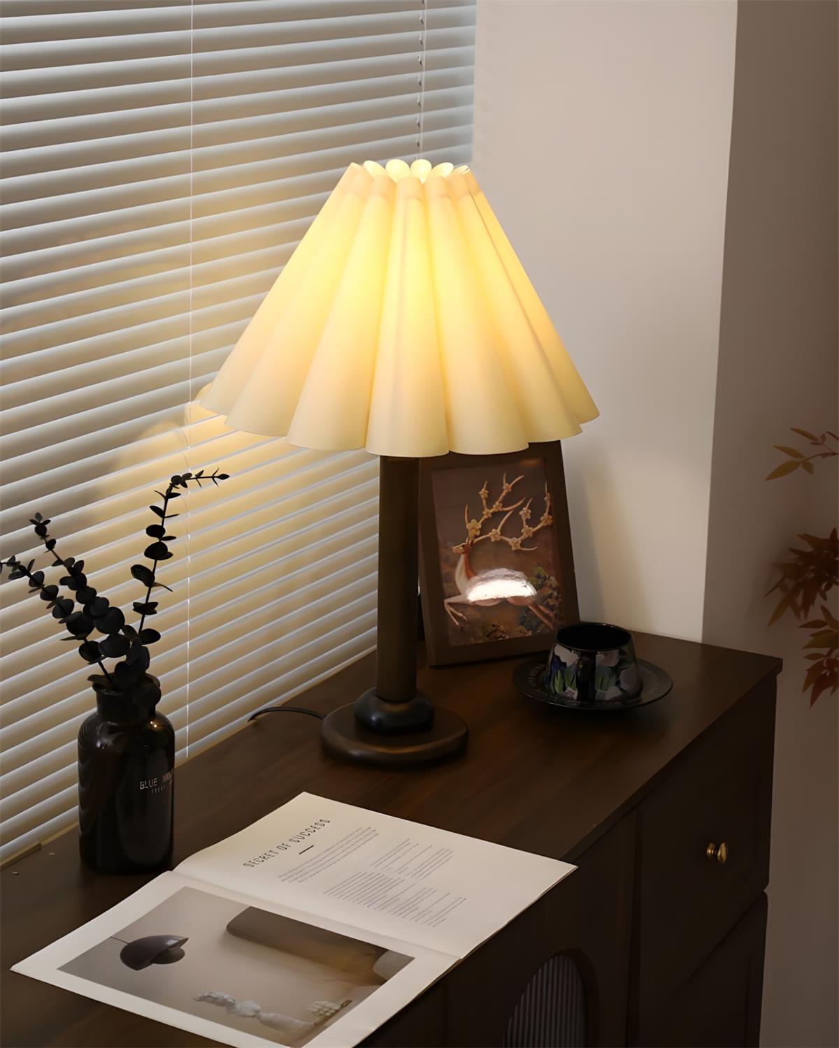 Elowen Table Lamp