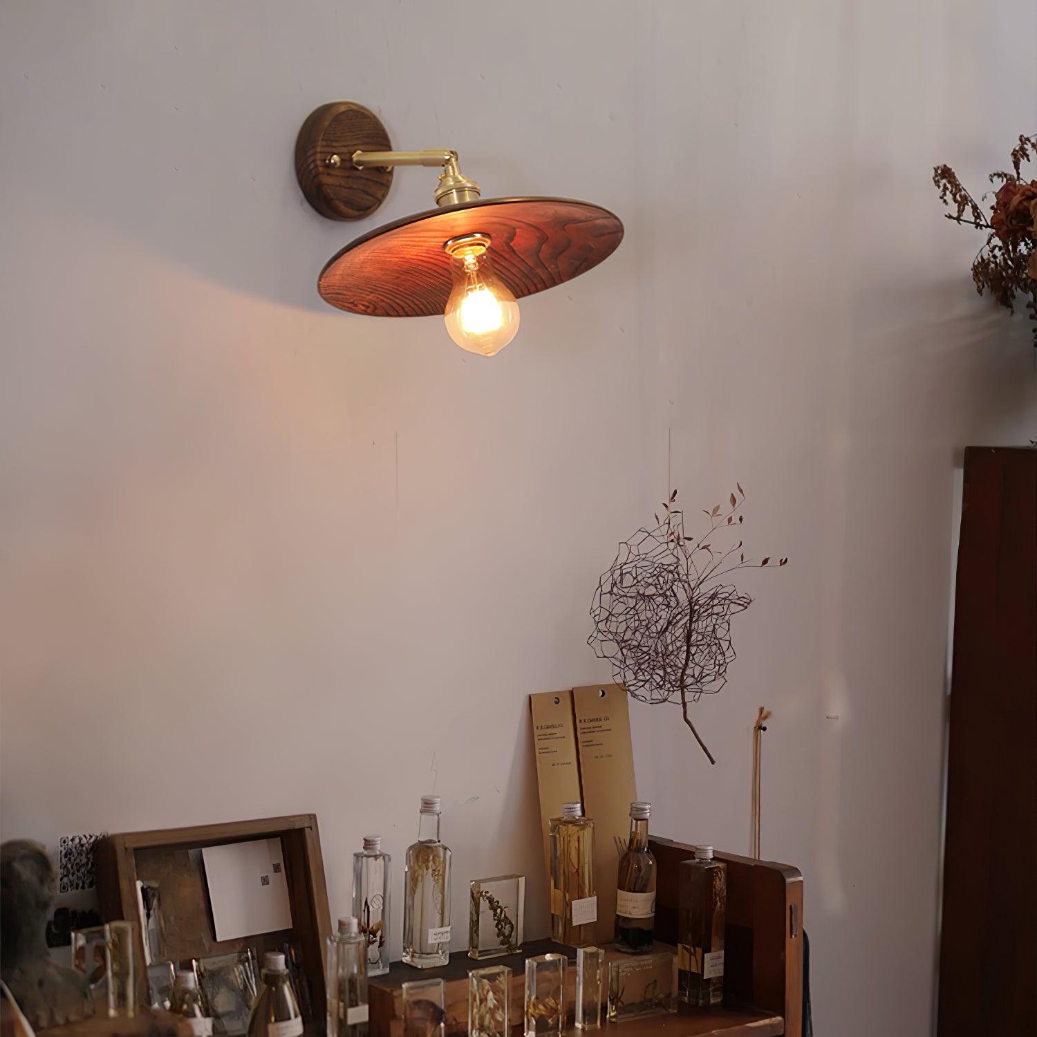 Kevelo Brass Rustic Wall Lamp-Neutral Decor