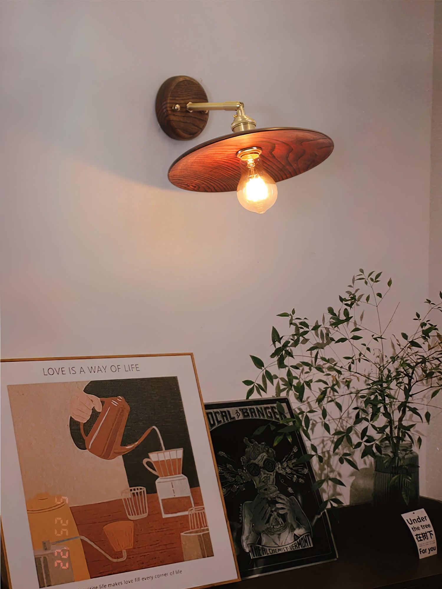 Kevelo Brass Rustic Wall Lamp-Neutral Decor