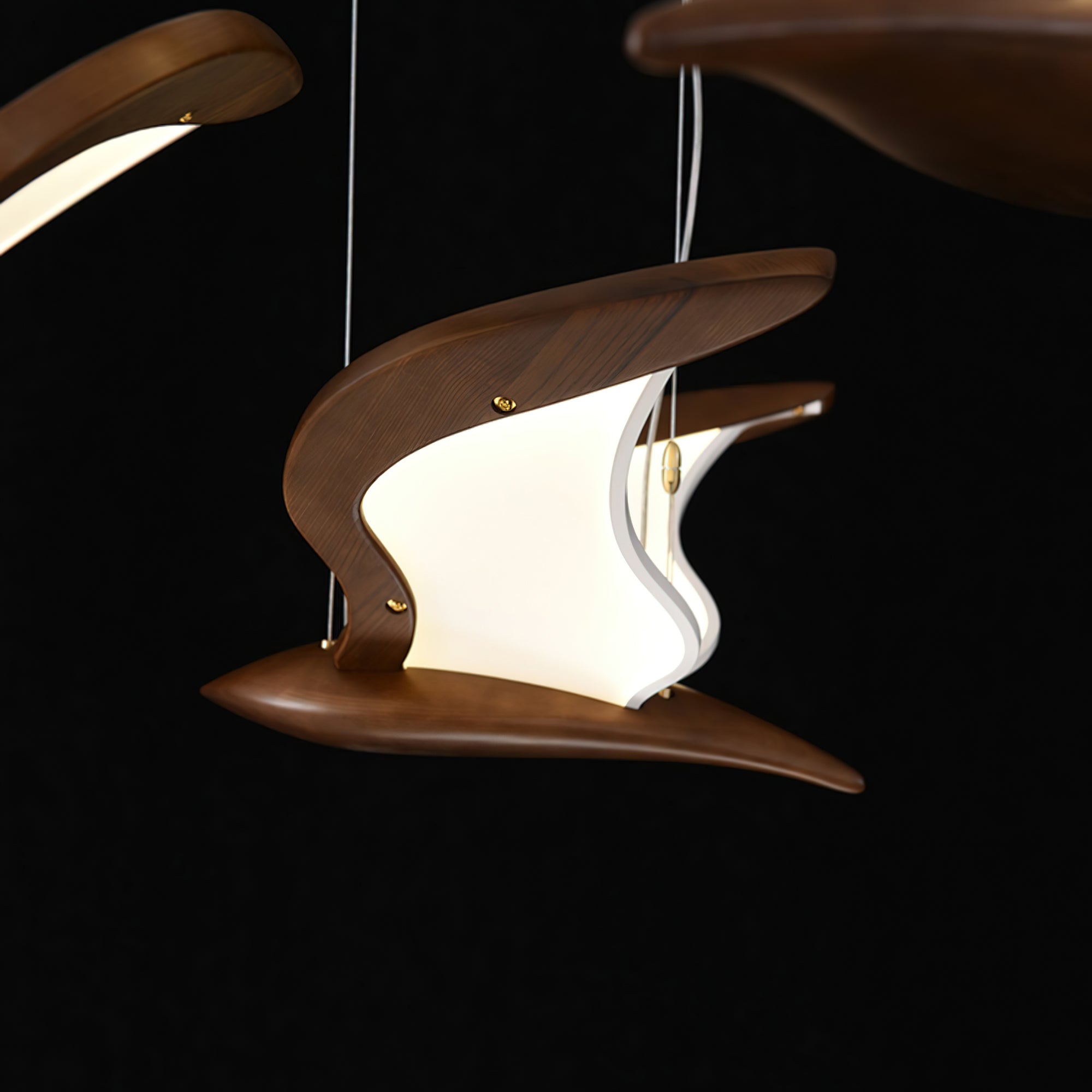 Lustra Chandelier Bird Form Wood Sculptural-Neutral Decor