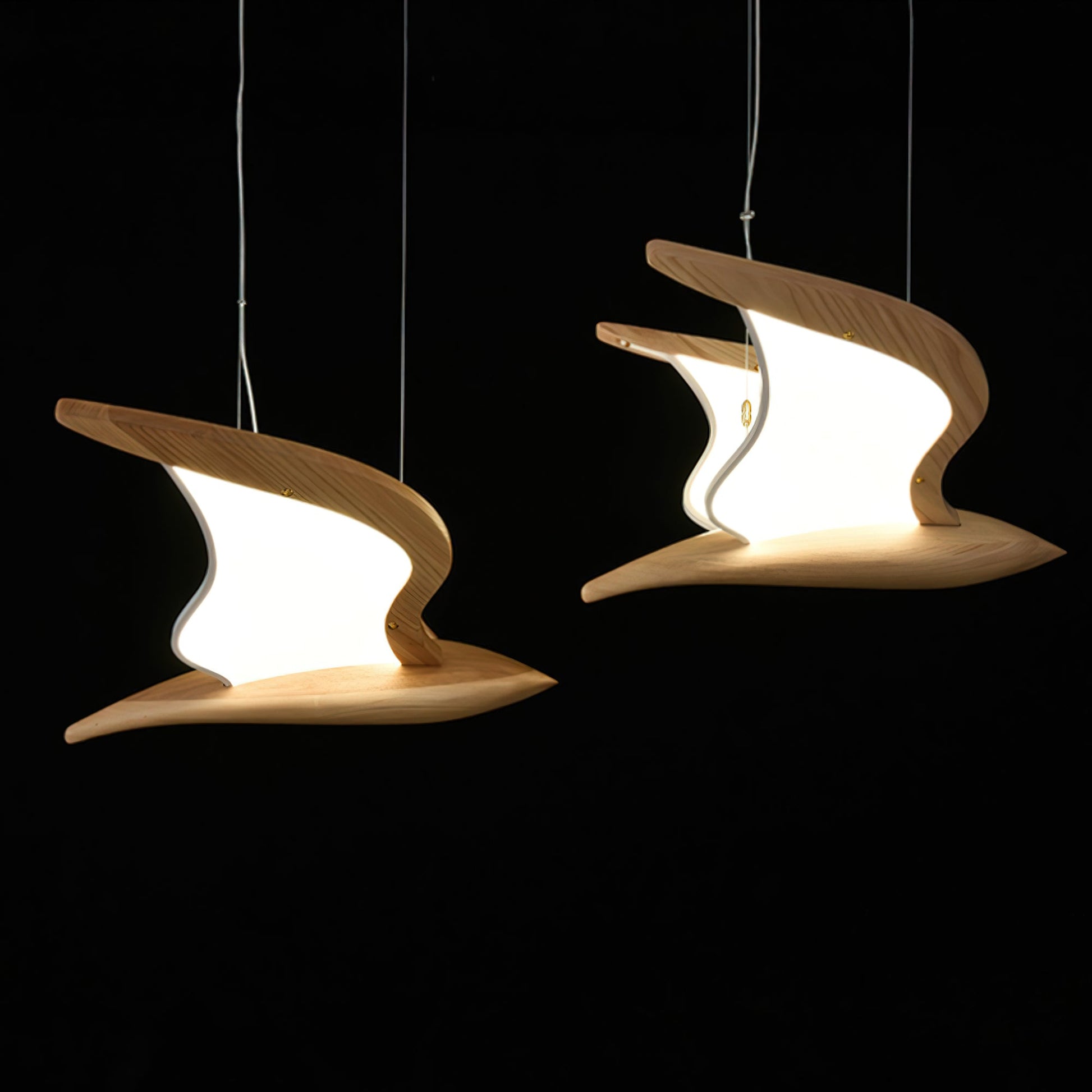 Lustra Chandelier Bird Form Wood Sculptural-Neutral Decor