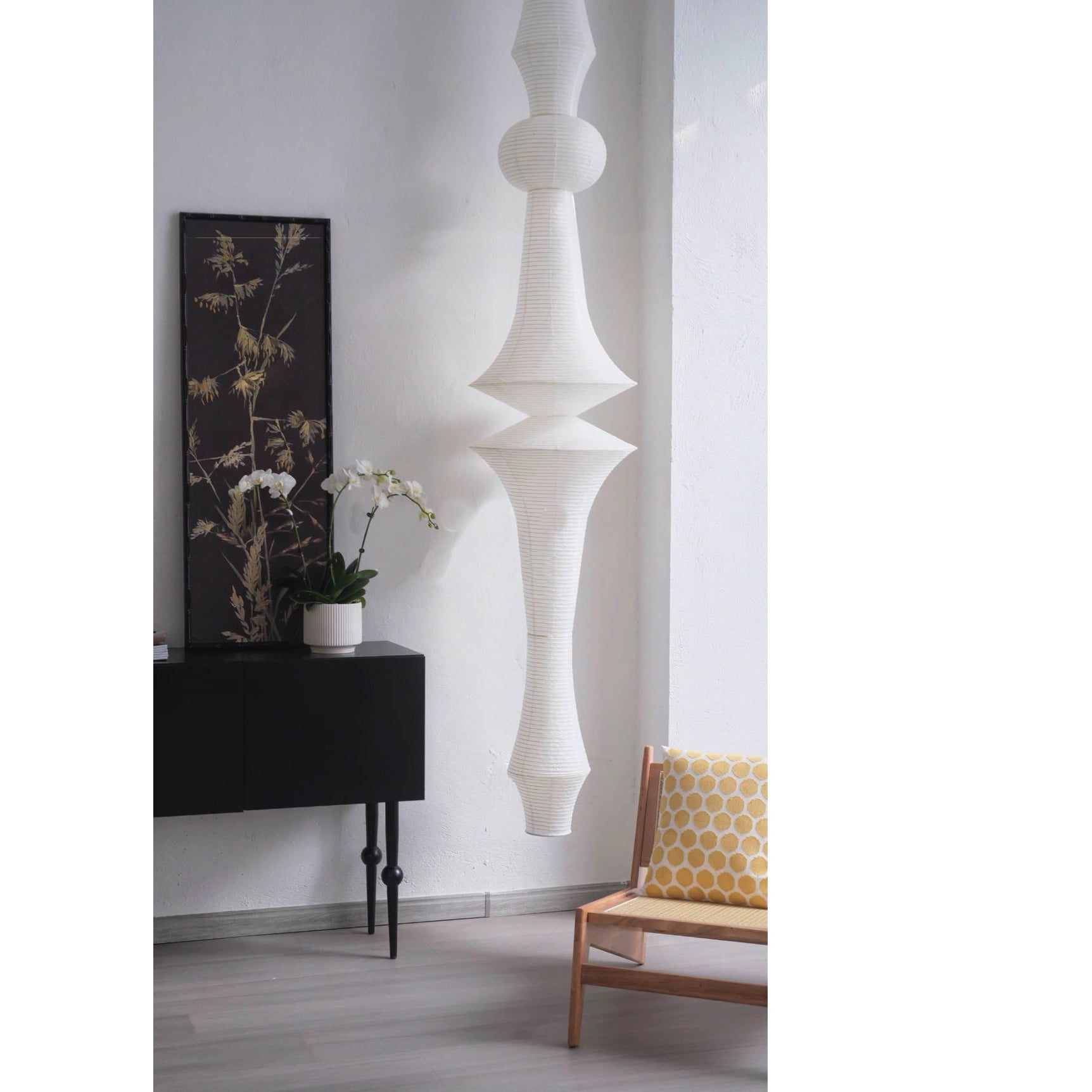 A five-head version creating a dramatic centerpiece in a large space.