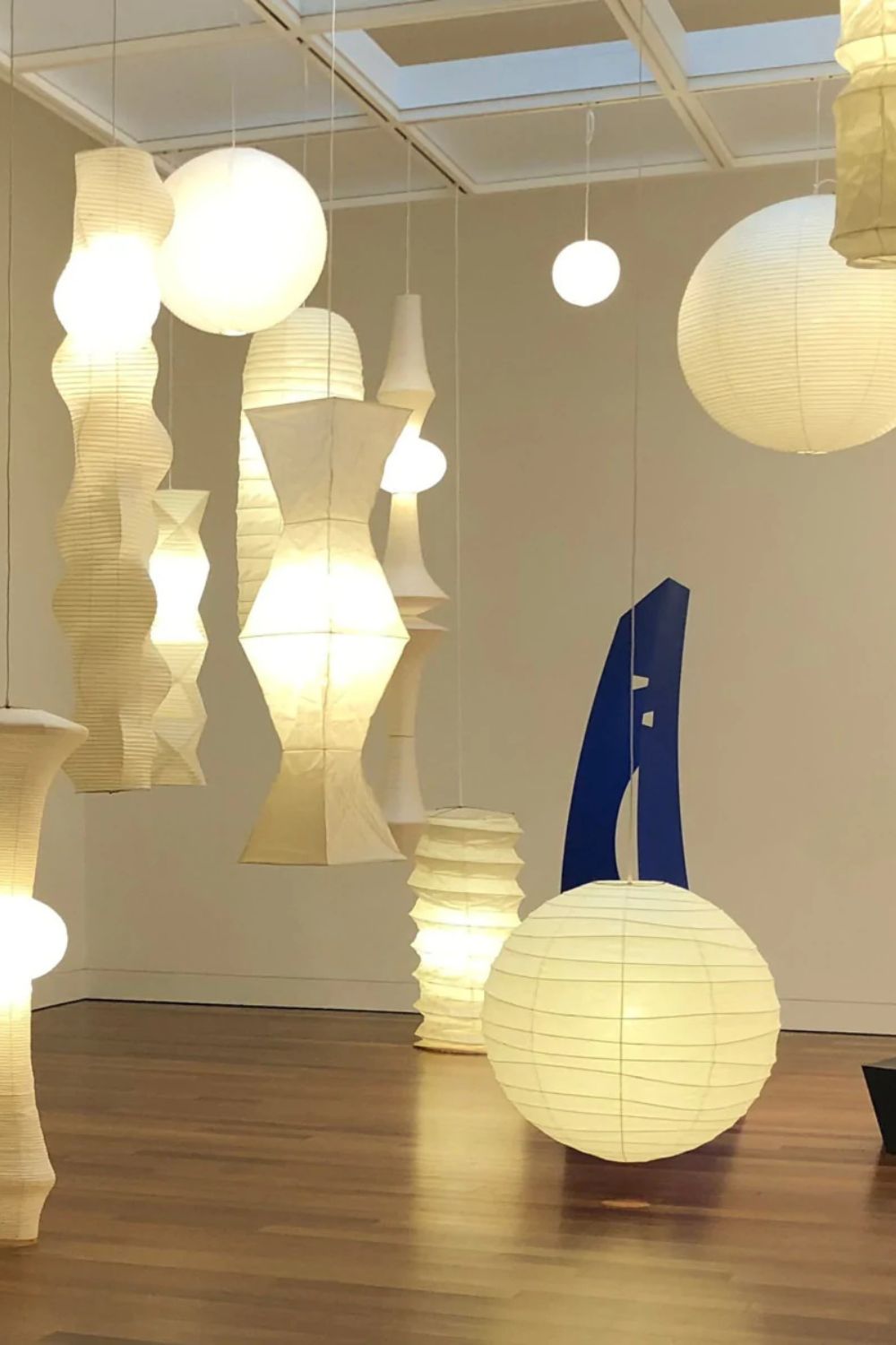 Berion Paper Artistic Pendant Light-Neutral Decor