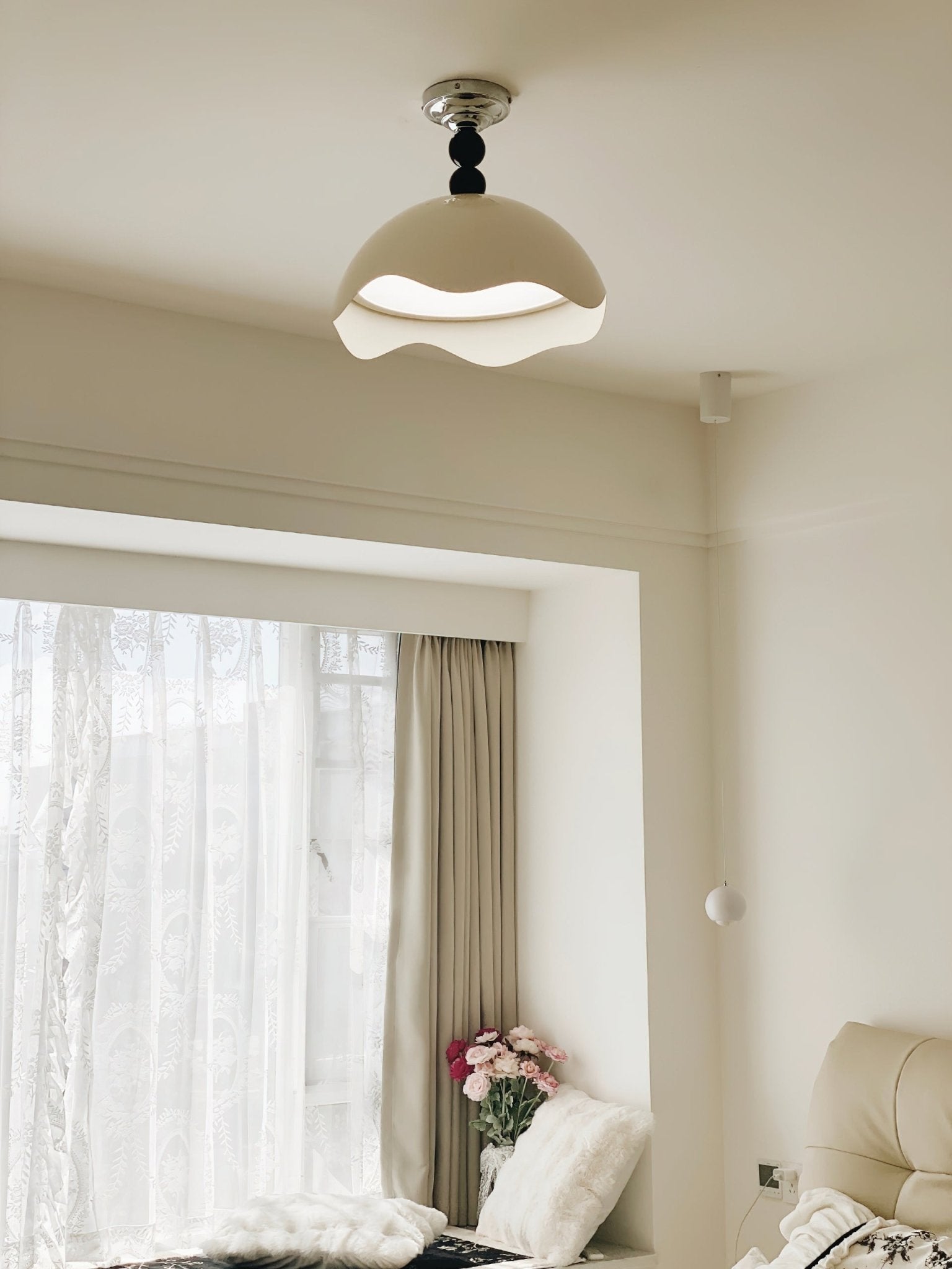 Corlen Nordic Art Wave Crest Ceiling Lamp-Neutral Decor