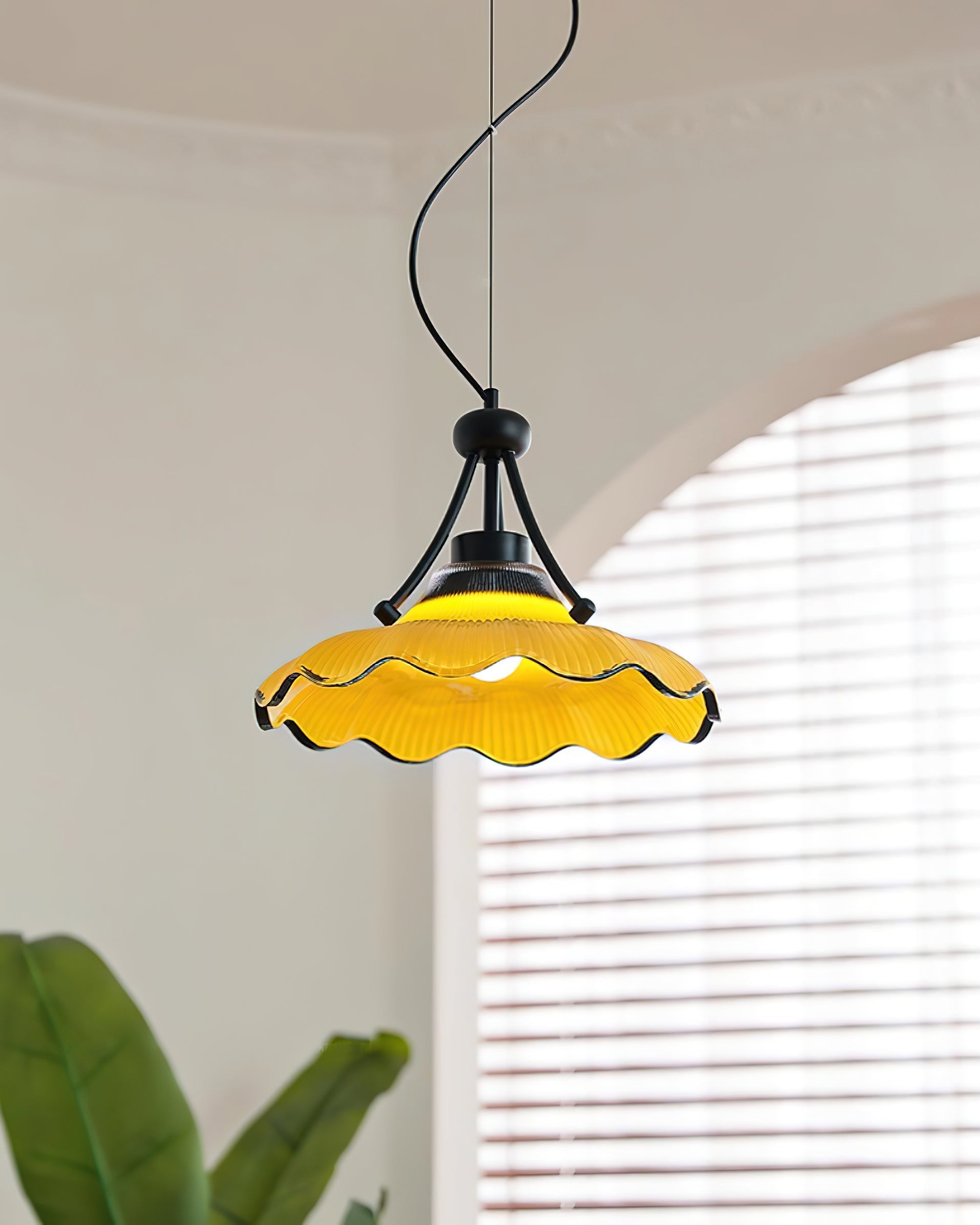 Vitrina Pendant Light