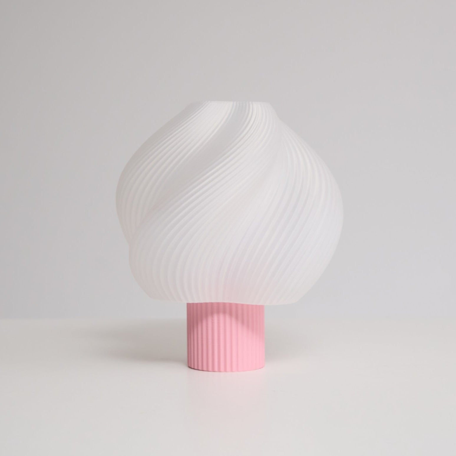 Buffy Modern Plastic Table Lamp-Neutral Decor