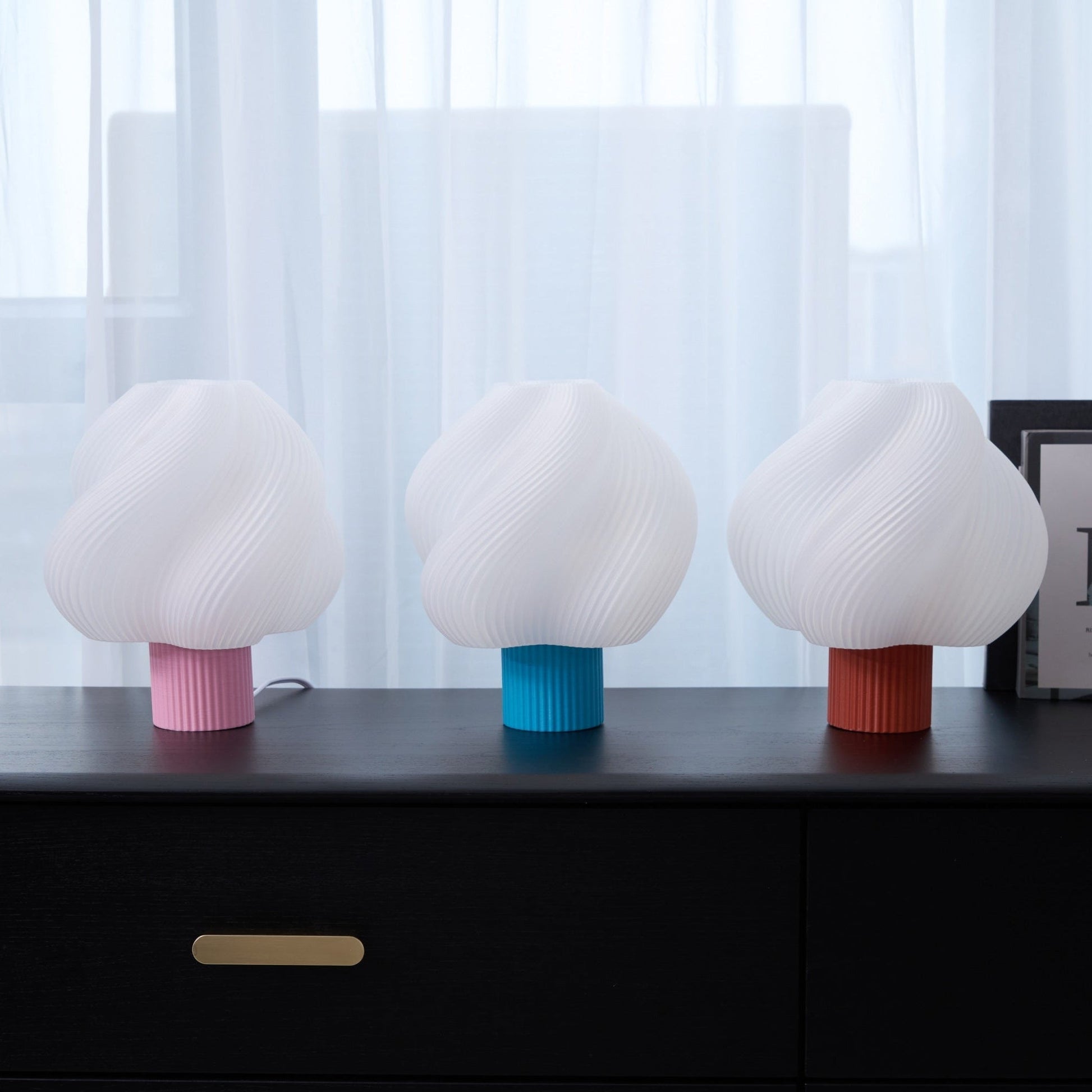 Buffy Modern Plastic Table Lamp-Neutral Decor