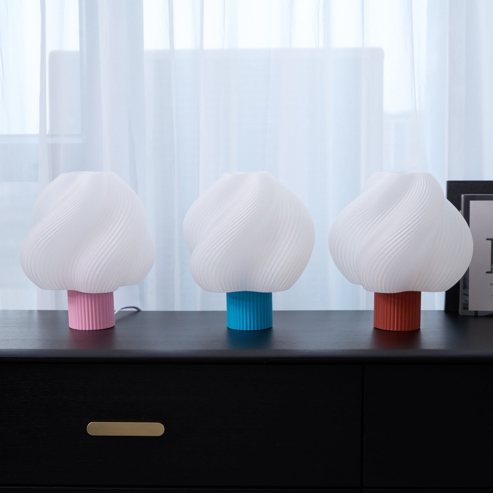 Buffy Modern Plastic Table Lamp-Neutral Decor