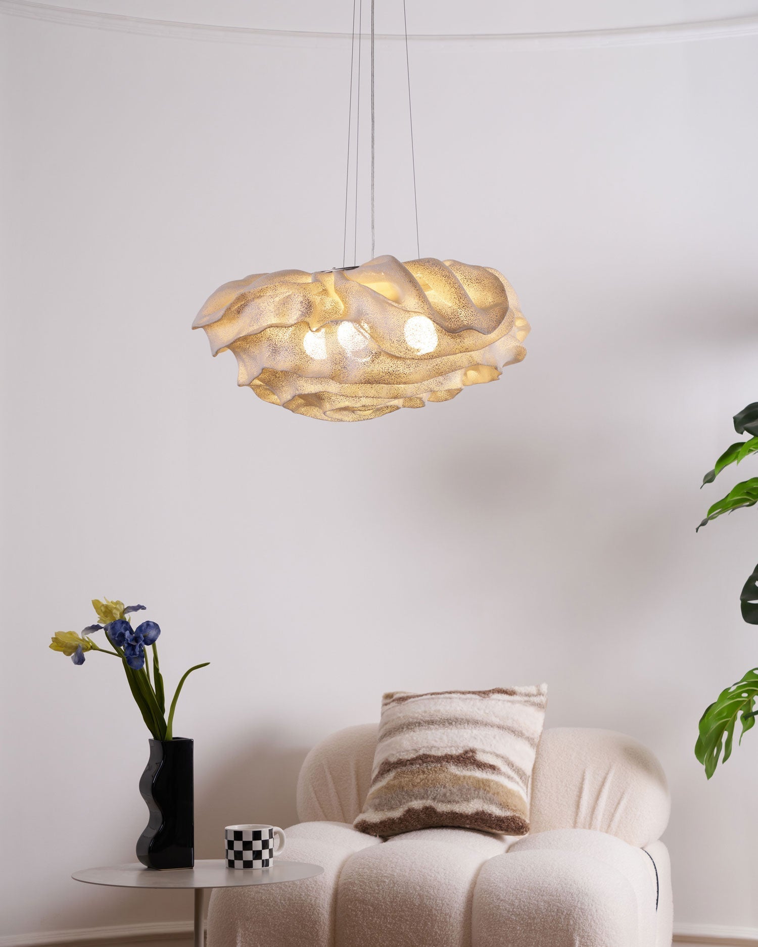 Wavern Steel Artistic Pendant Light-Neutral Decor